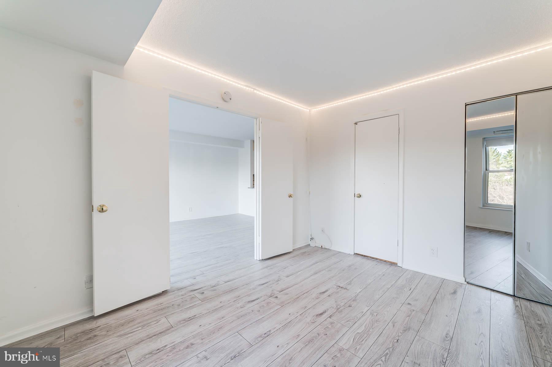 ASTORIA - Residential Lease