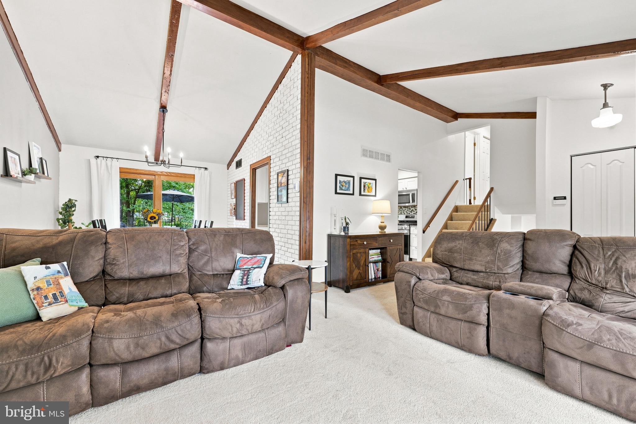 5524 BLUECOAT LANE