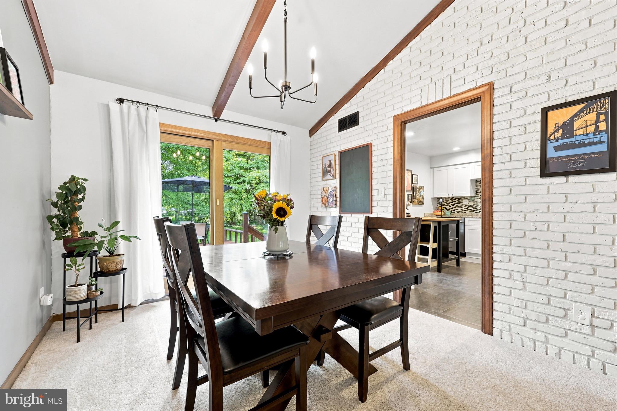 5524 BLUECOAT LANE