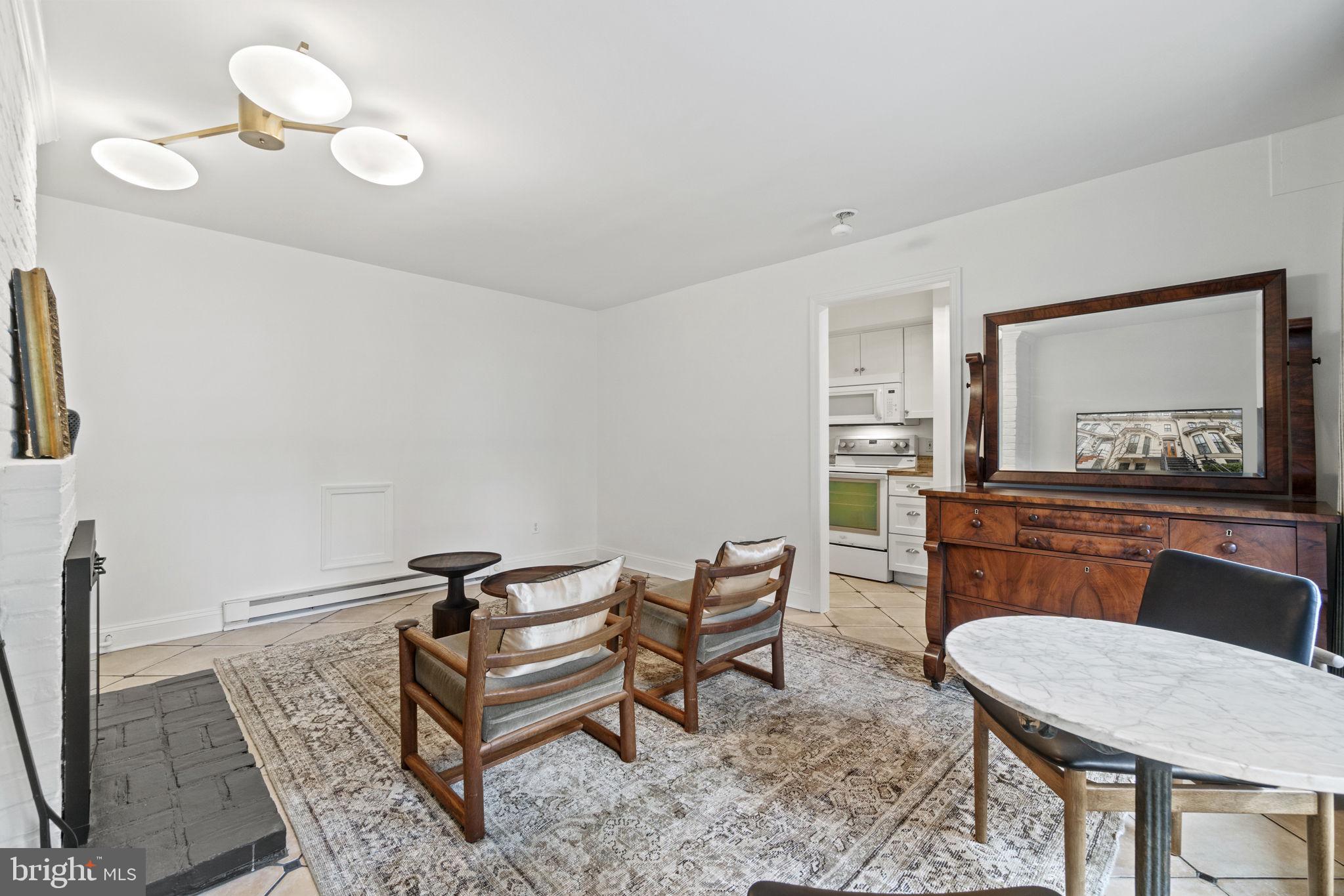 LOGAN CIRCLE - Residential Lease