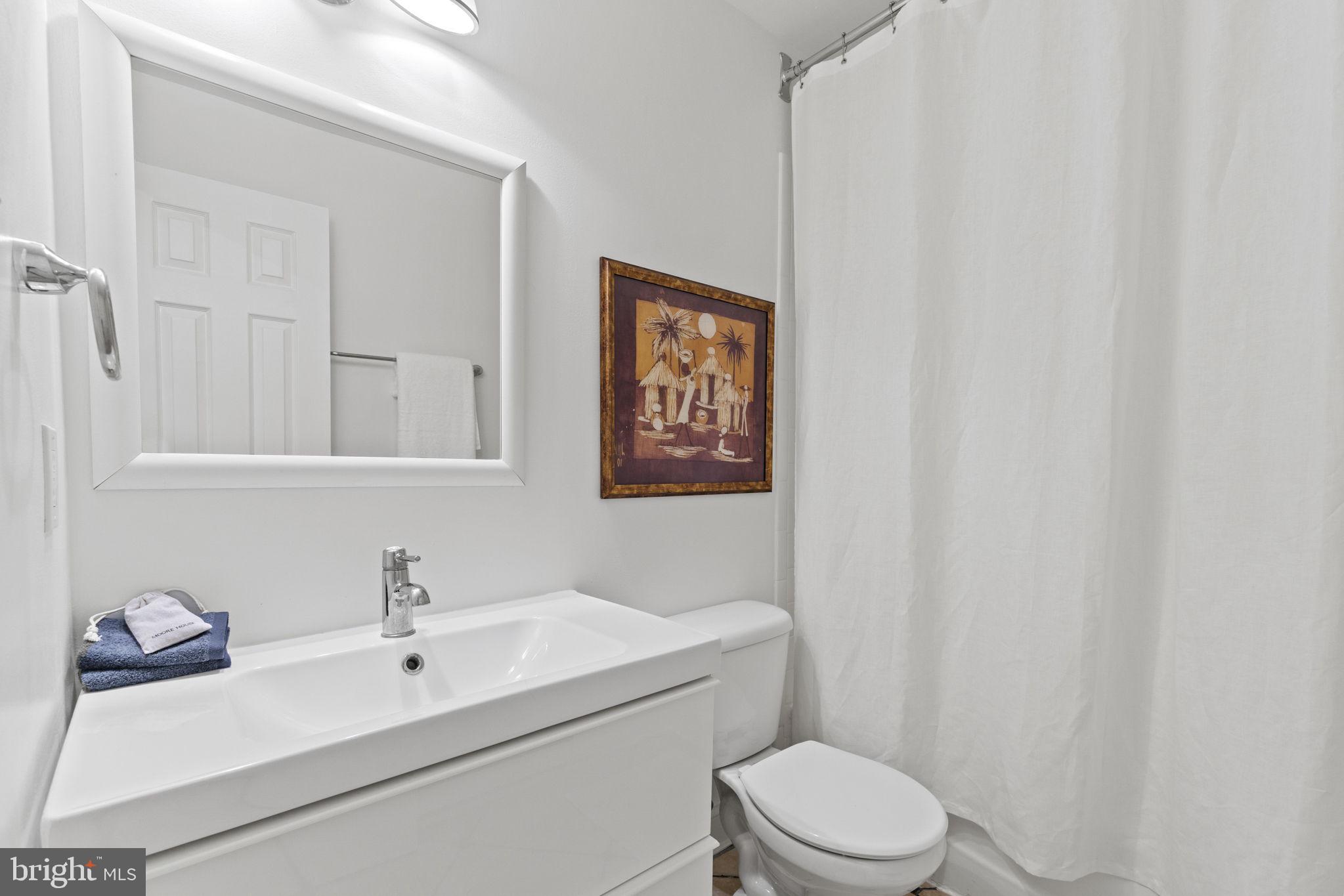 LOGAN CIRCLE - Residential Lease