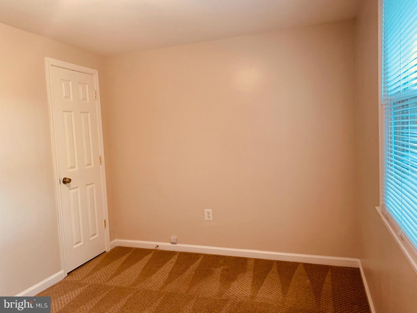 DALE CITY - Residential Lease