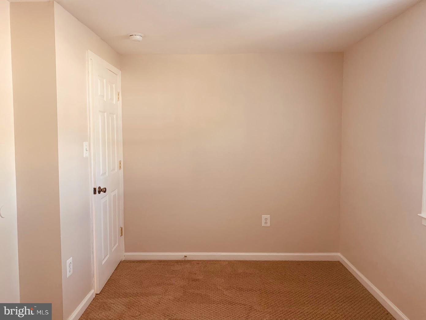 DALE CITY - Residential Lease