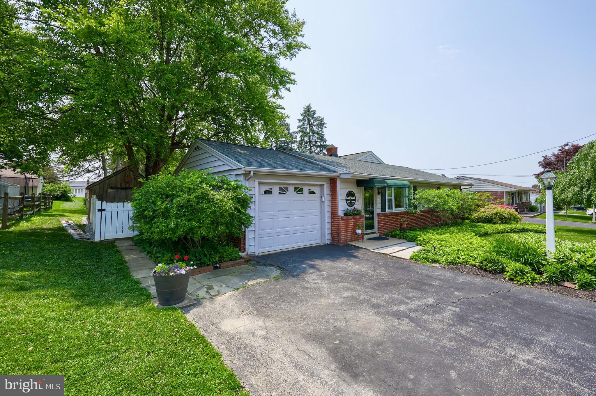 12 CASEY DRIVE