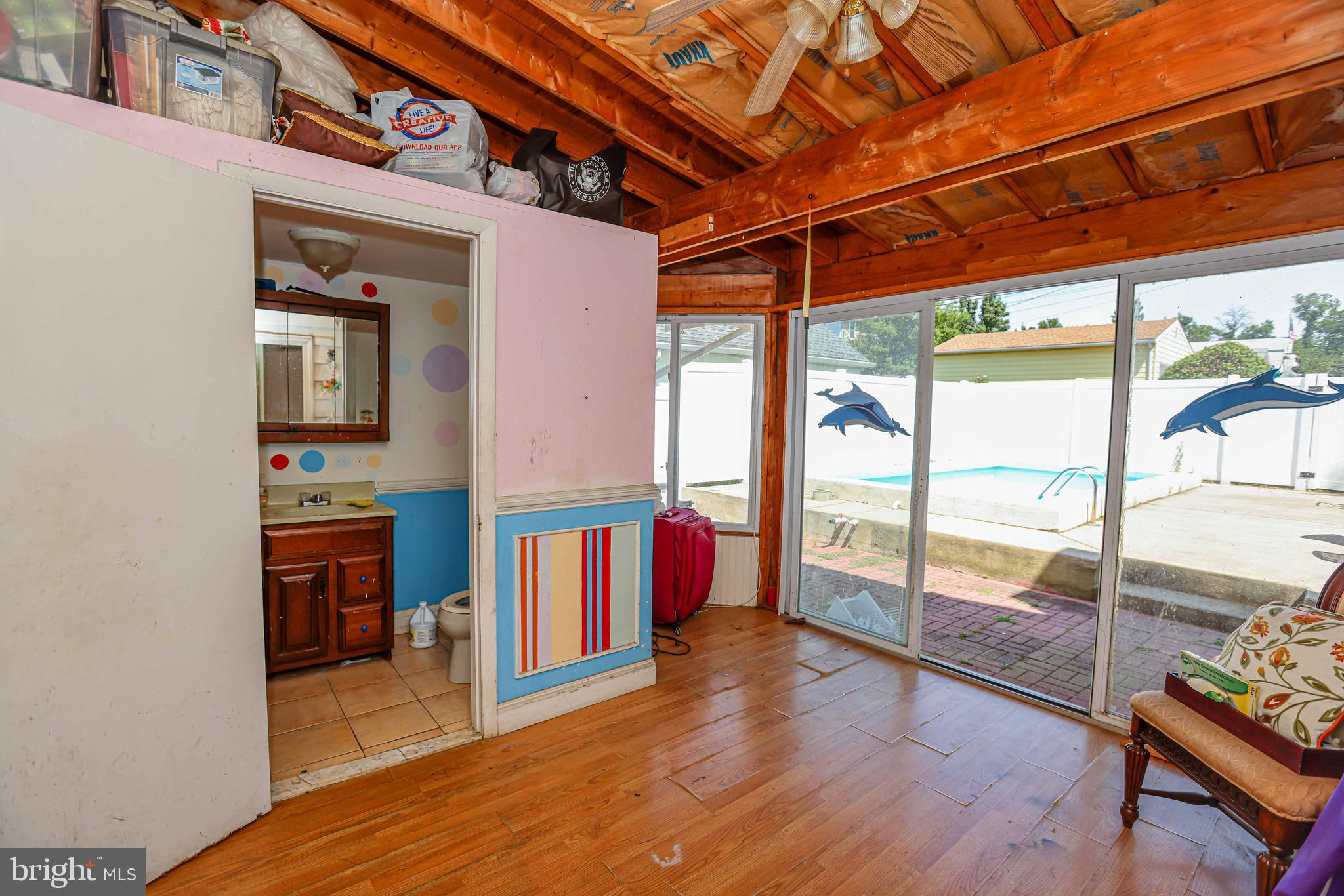 HALETHORPE HEIGHTS - Residential