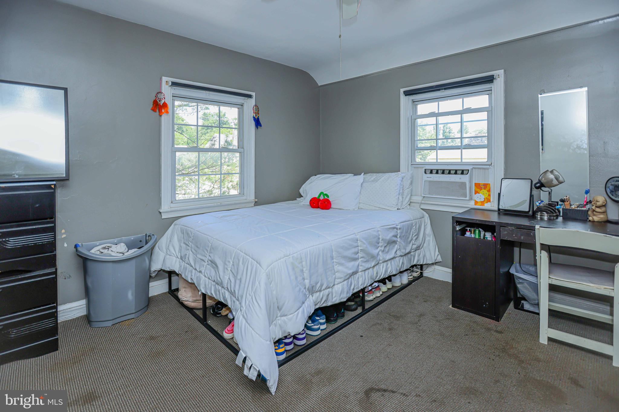 HALETHORPE HEIGHTS - Residential