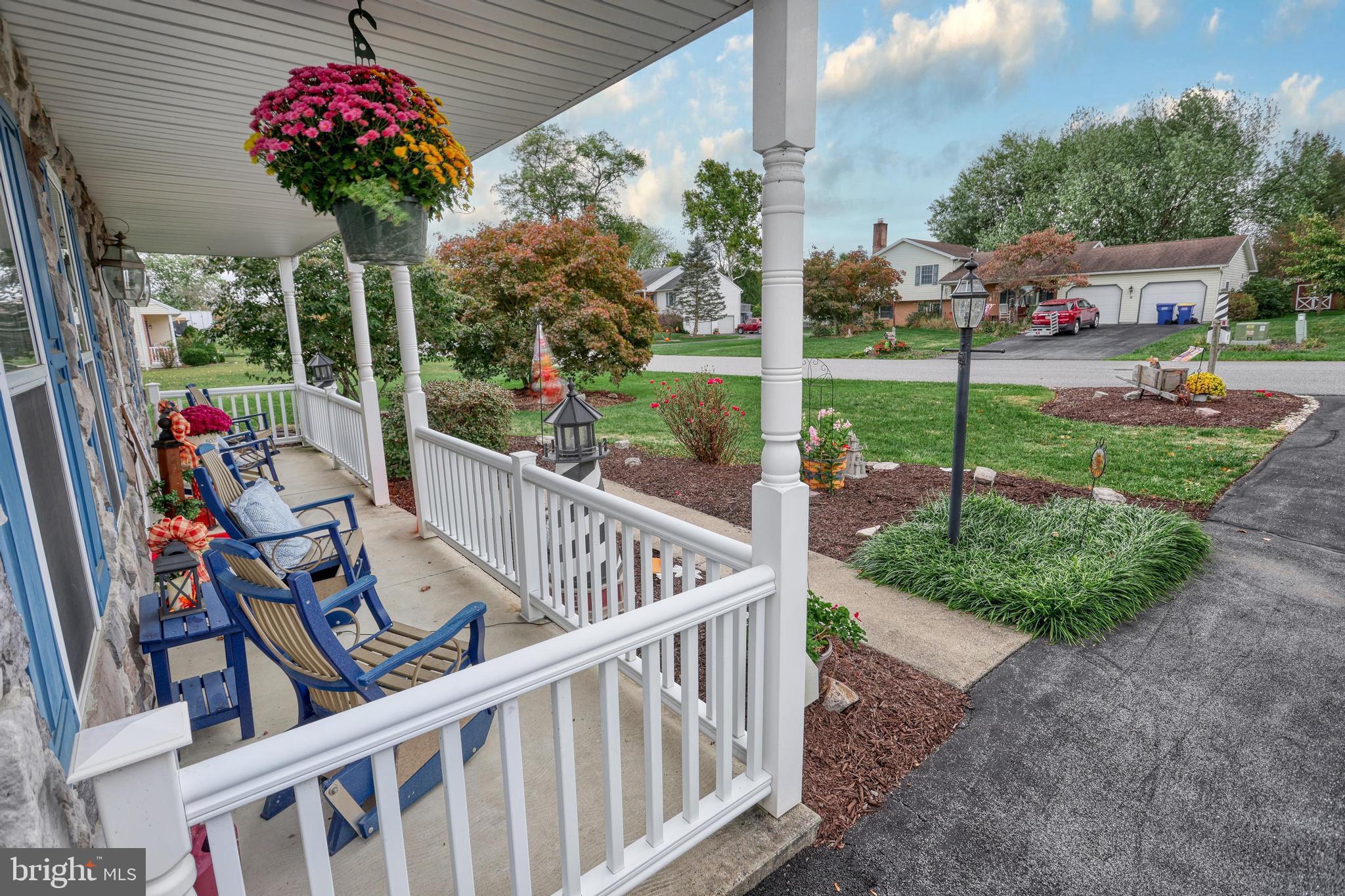 129 FIELDSTONE DRIVE