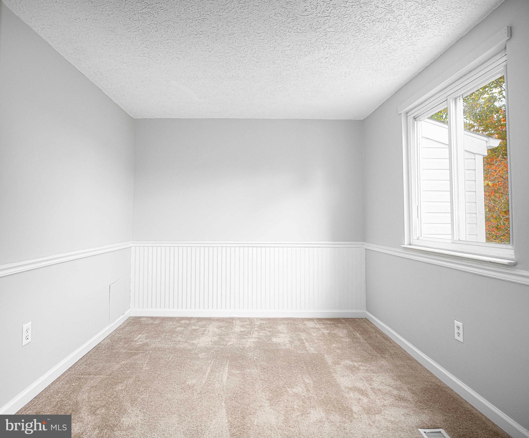 LAUREL VALLEY - Residential