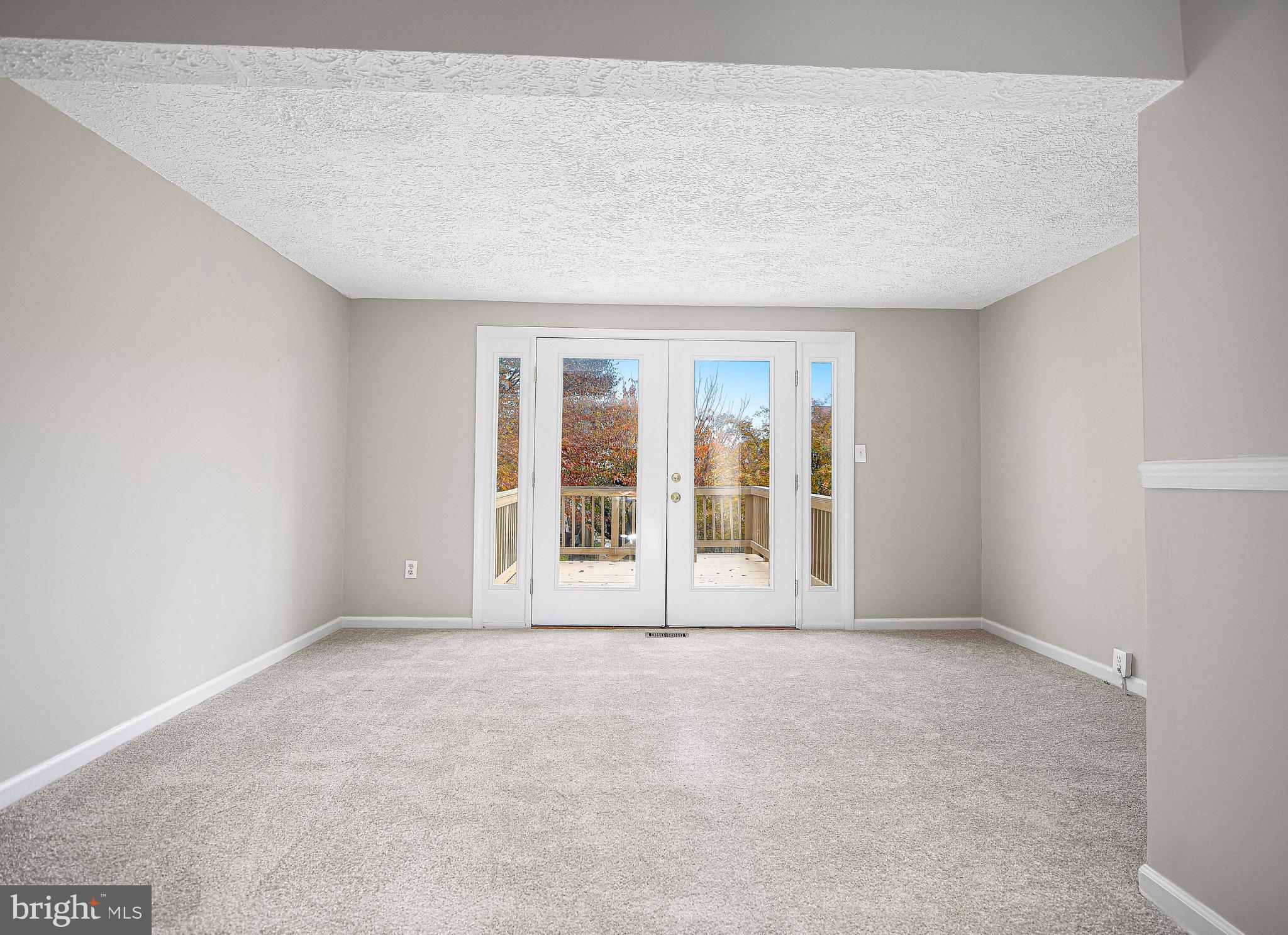 LAUREL VALLEY - Residential