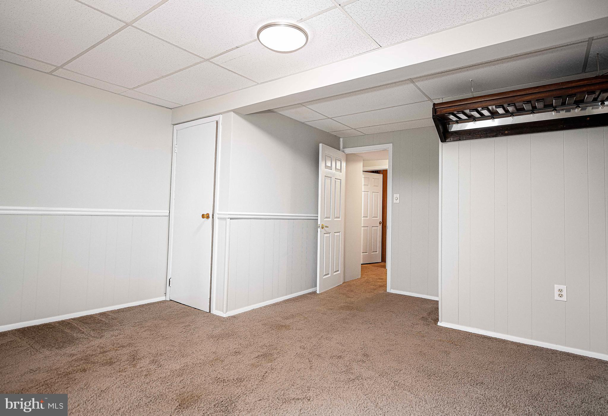 LAUREL VALLEY - Residential