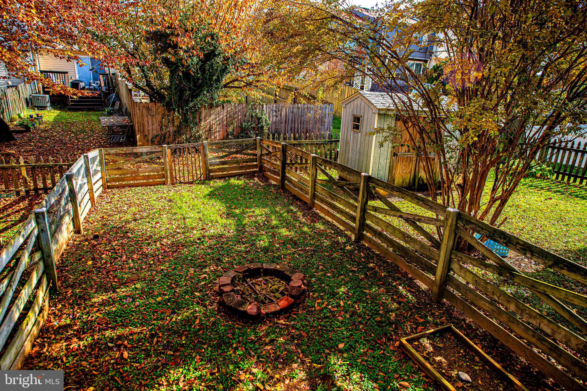 LAUREL VALLEY - Residential