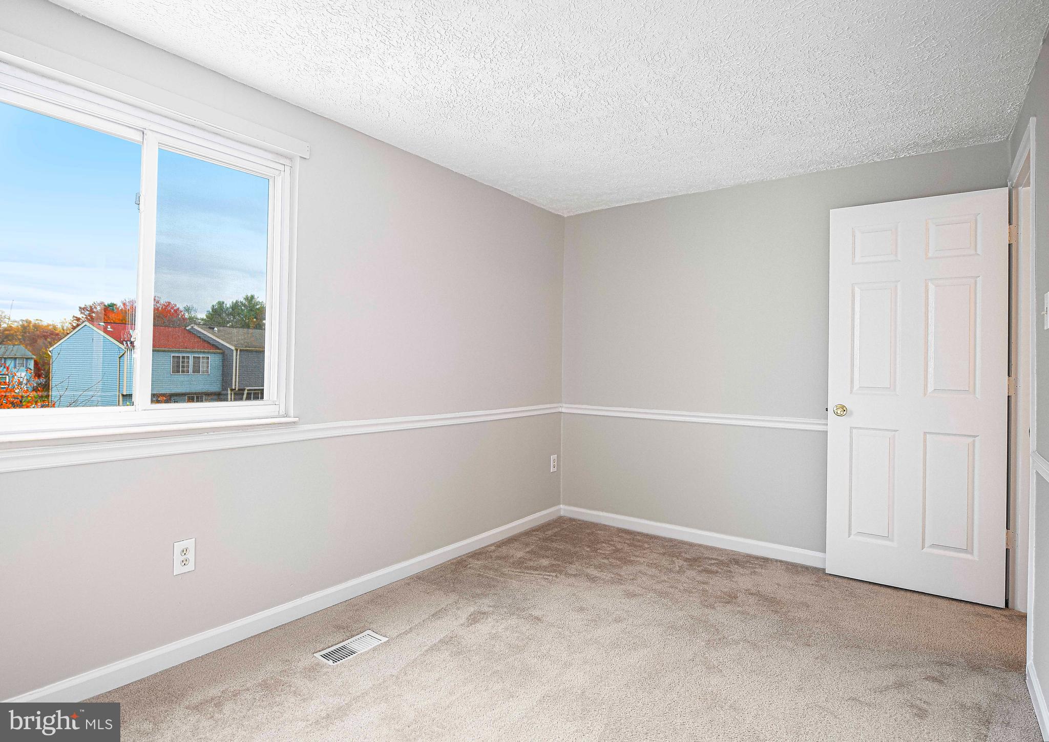 LAUREL VALLEY - Residential