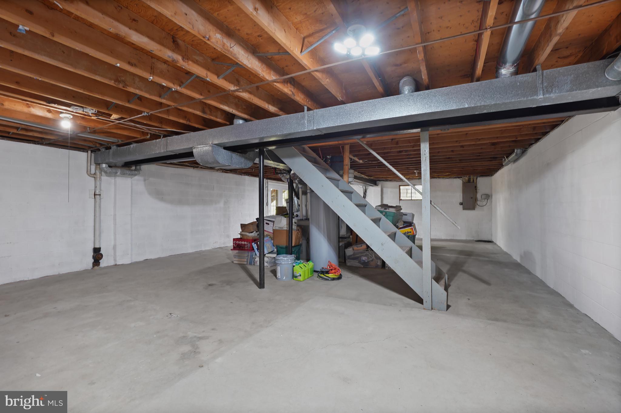 NORBECK ESTATES - Residential