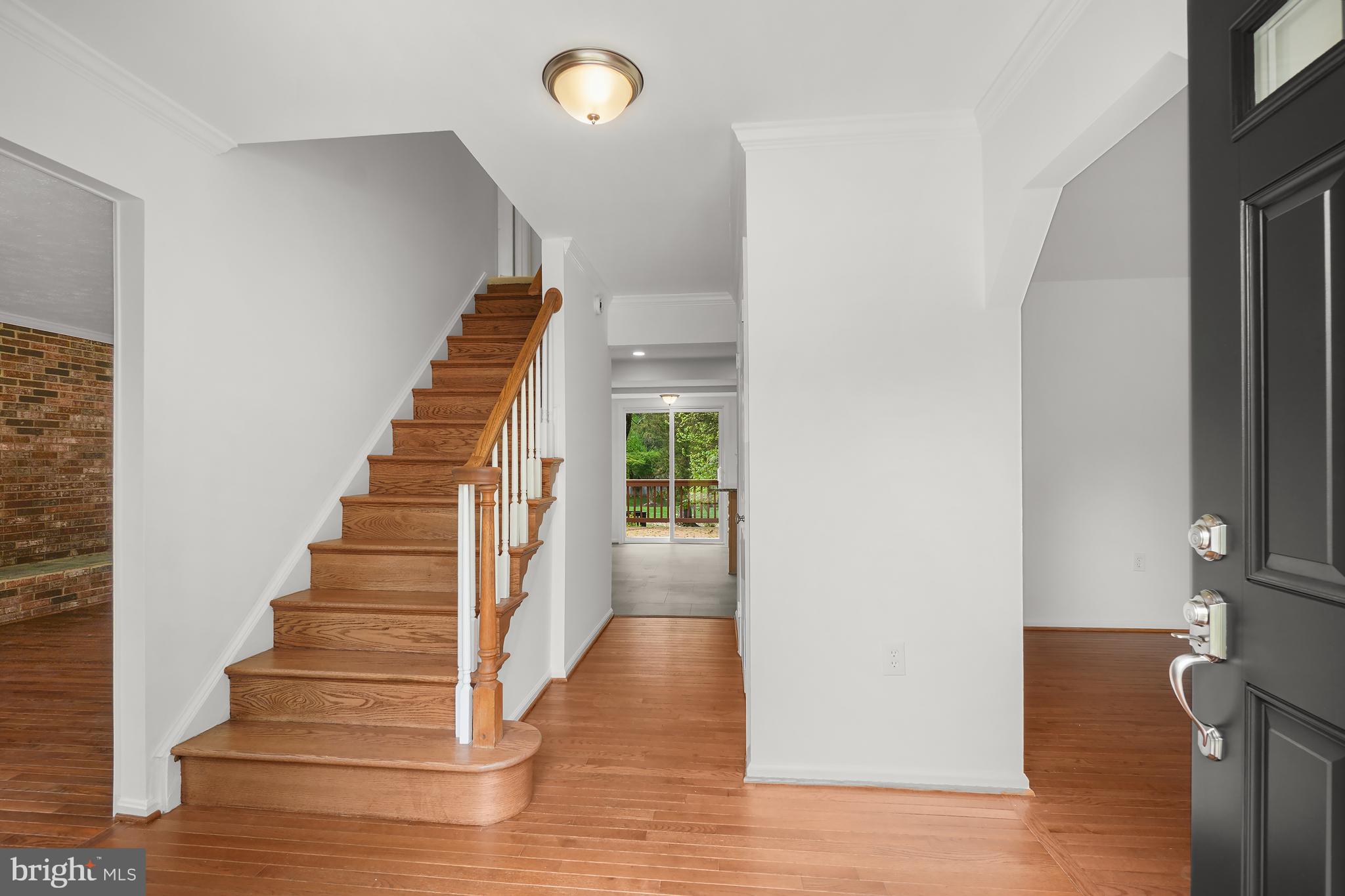 16528 GEORGE WASHINGTON DRIVE