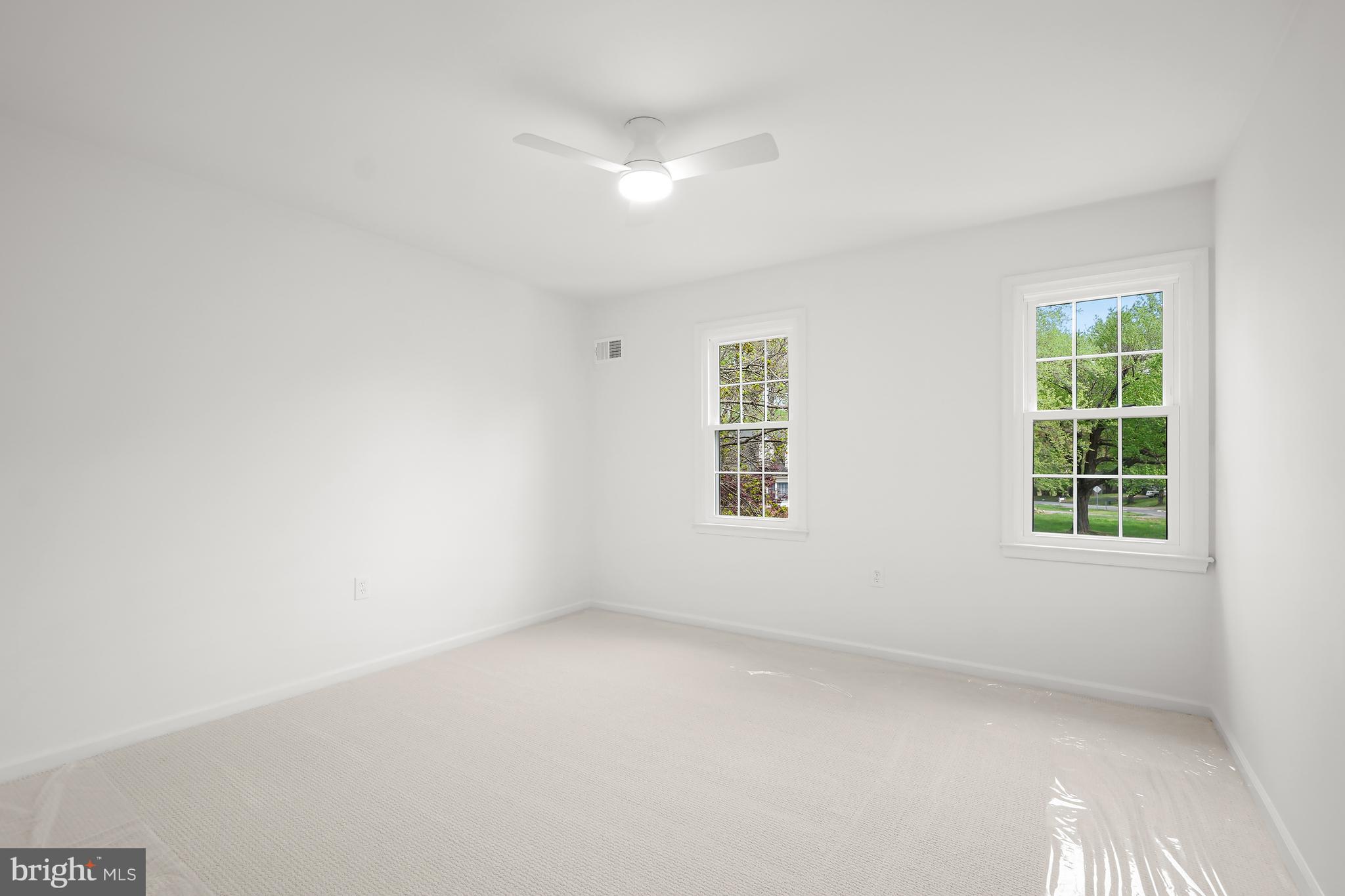 NORBECK ESTATES - Residential