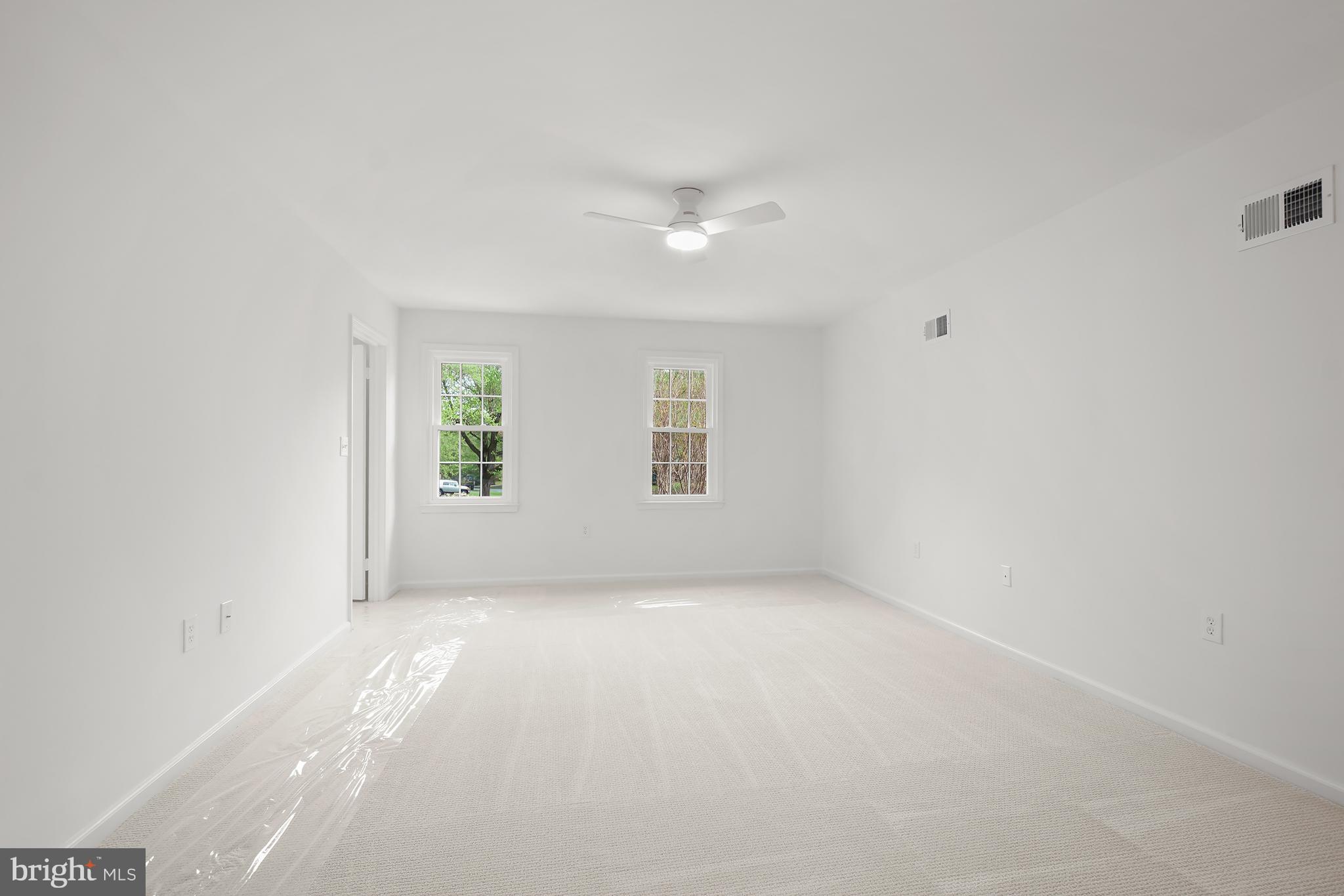 NORBECK ESTATES - Residential