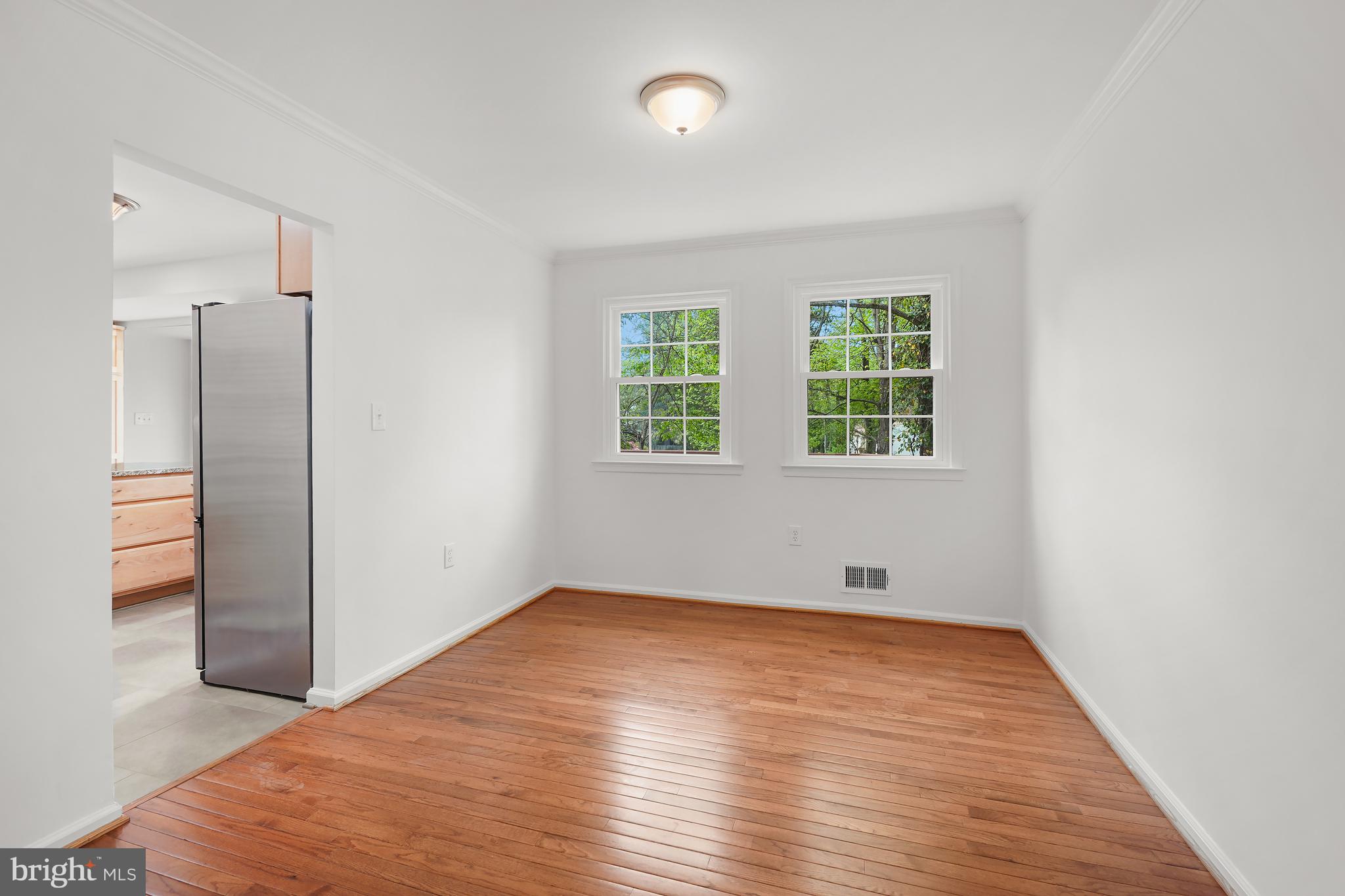 NORBECK ESTATES - Residential