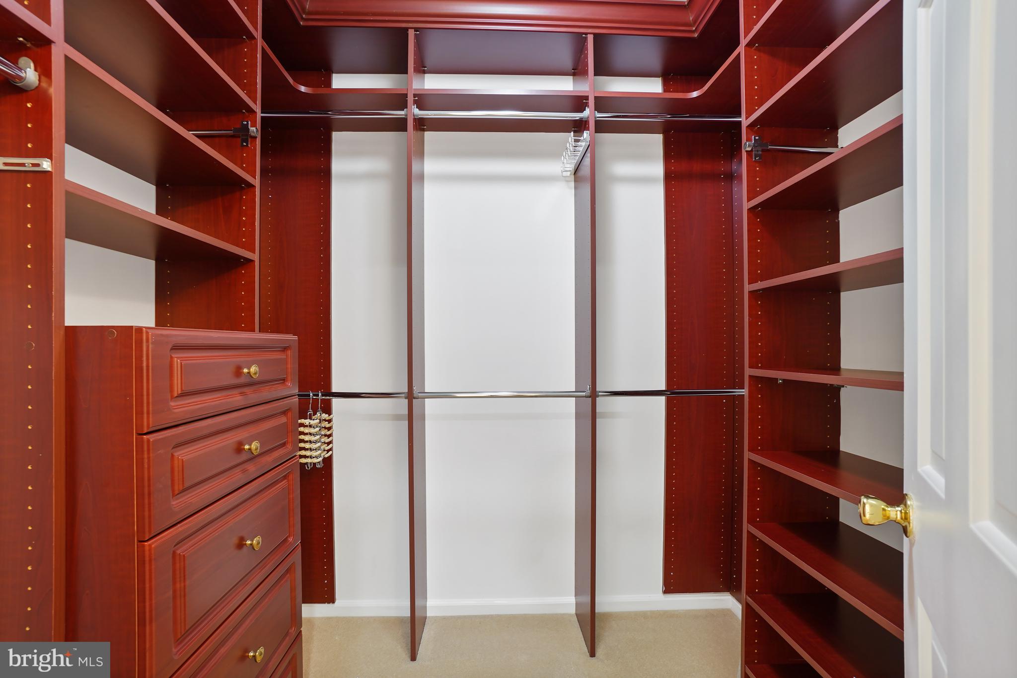 NORBECK ESTATES - Residential