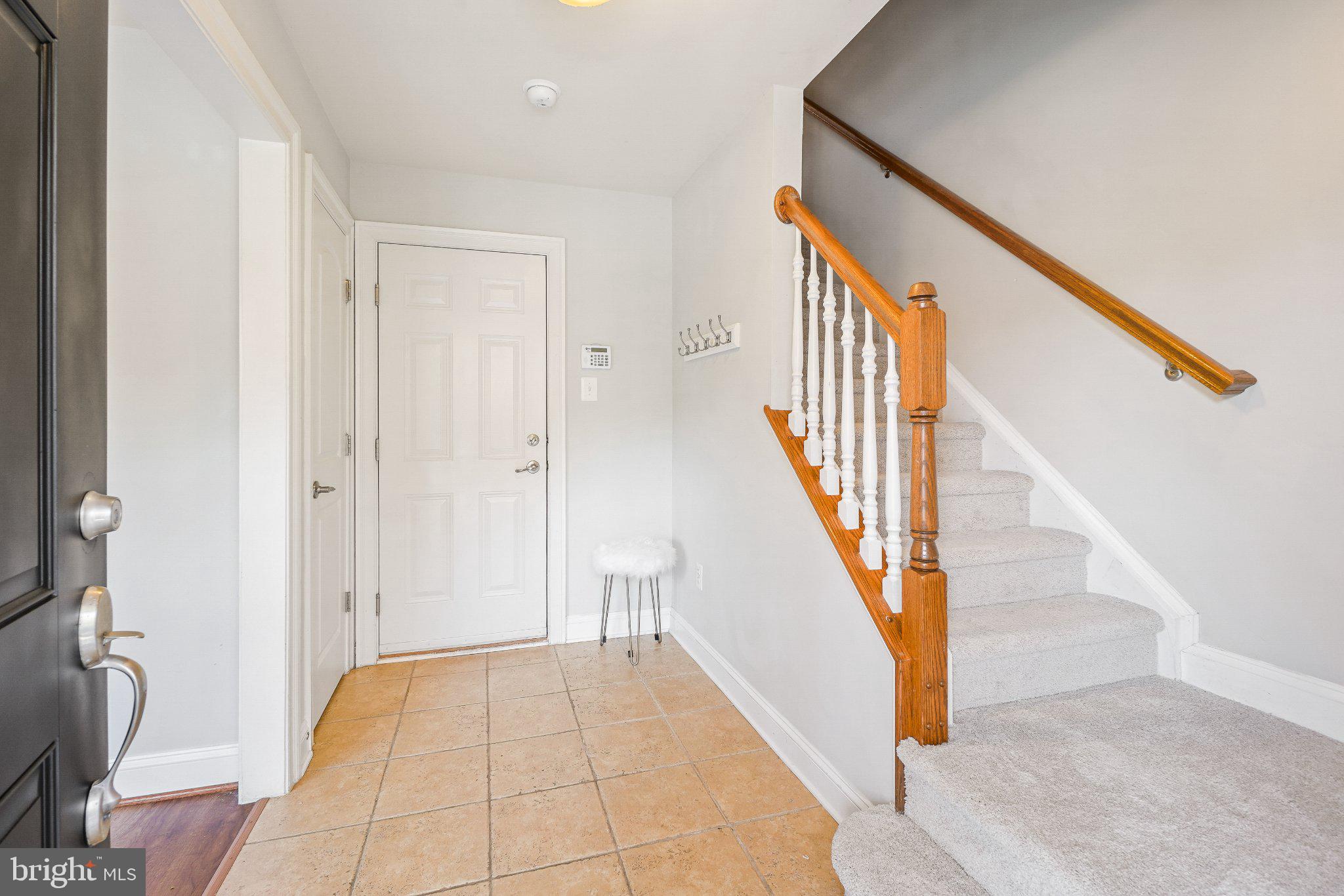 442 WHETSTONE GLEN STREET