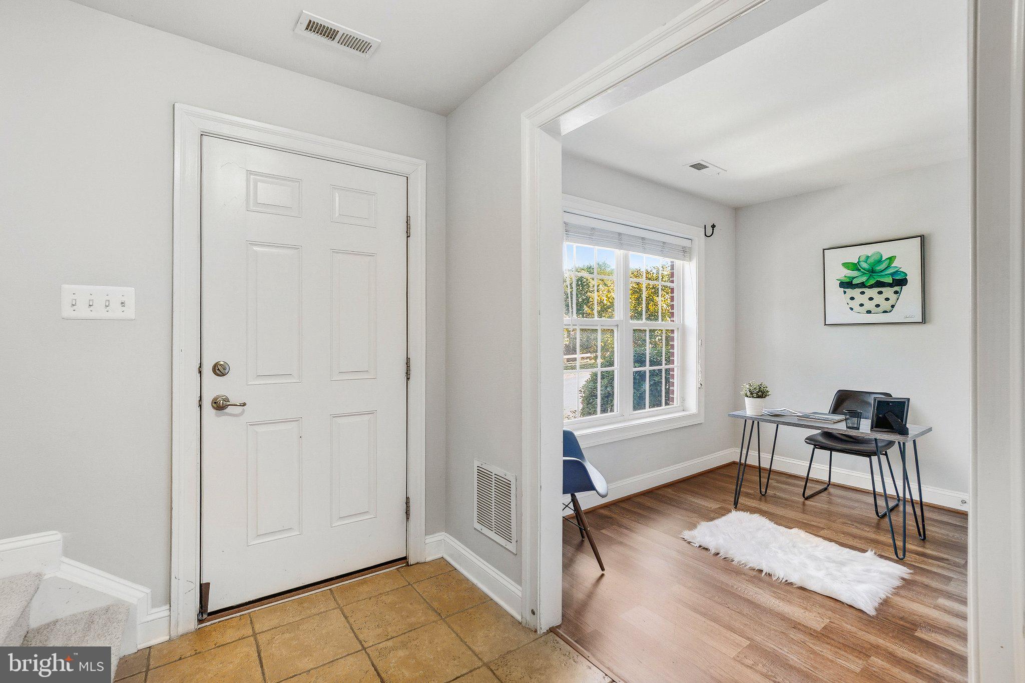 442 WHETSTONE GLEN STREET