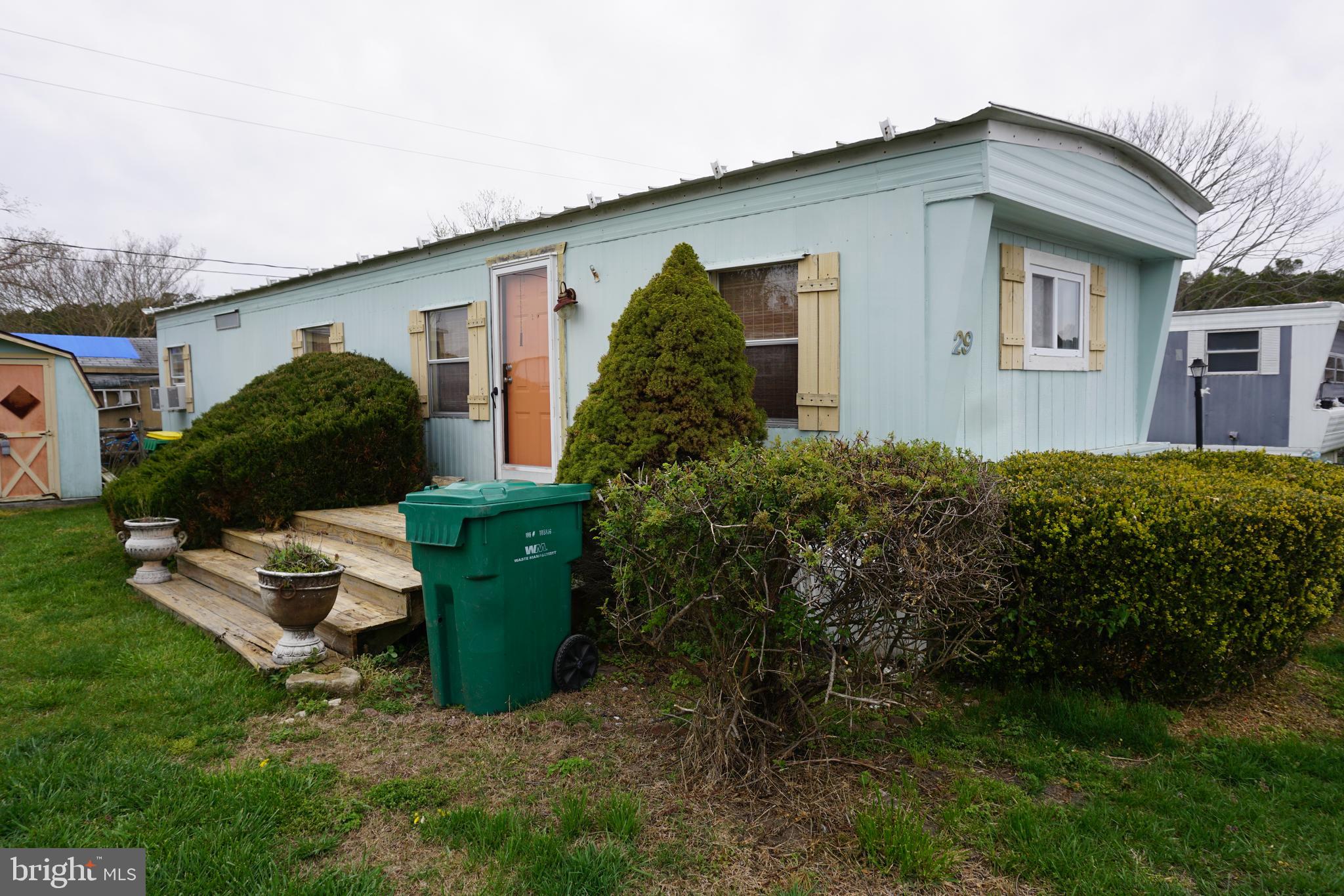 LAKE HAVEN MHP - Residential