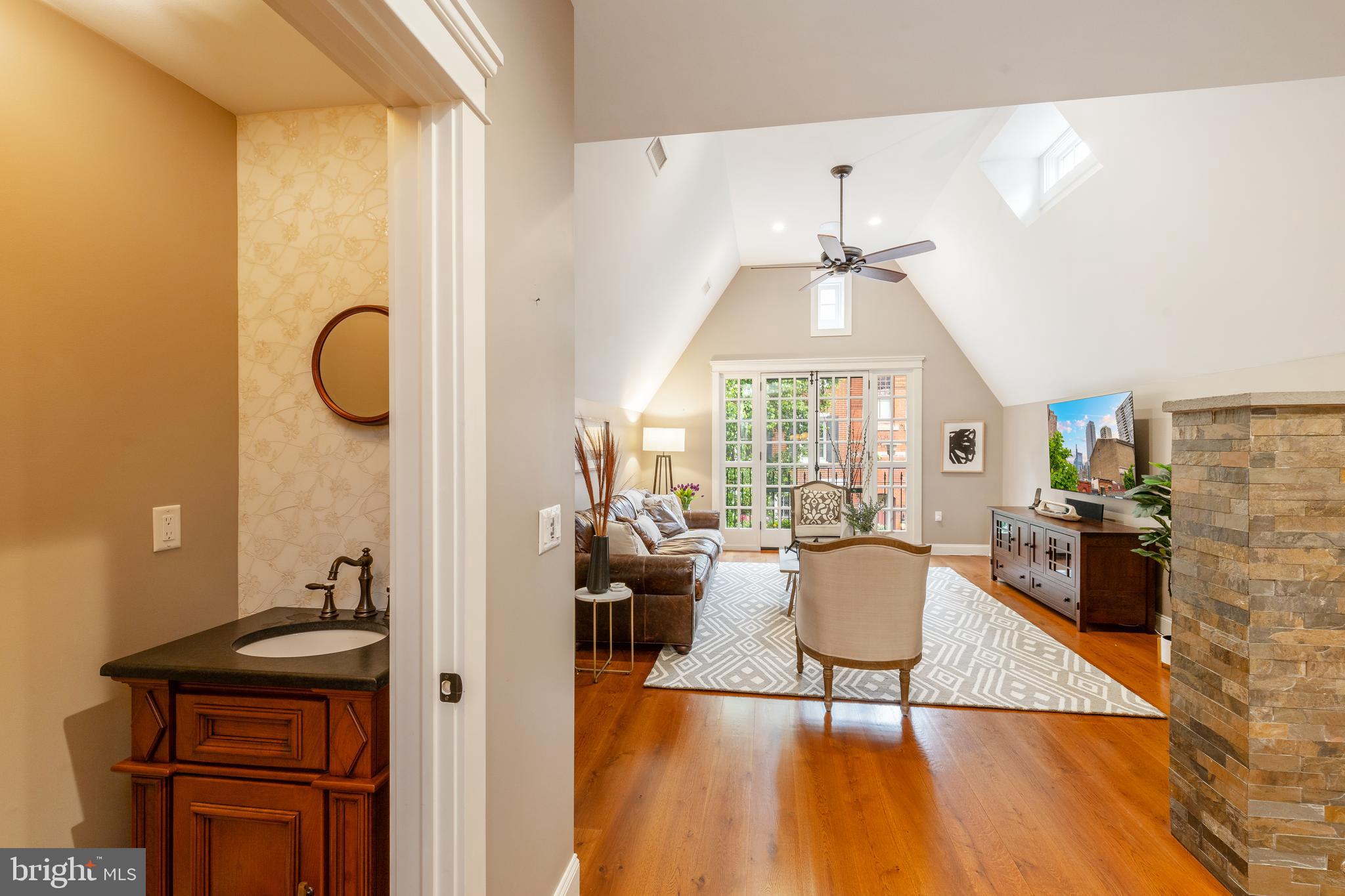 RITTENHOUSE SQUARE - Residential