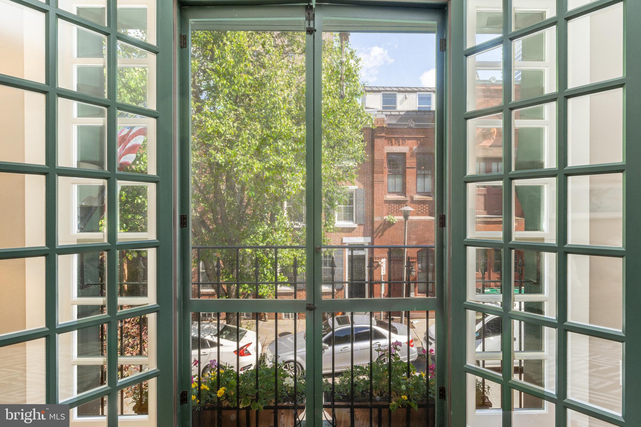 RITTENHOUSE SQUARE - Residential