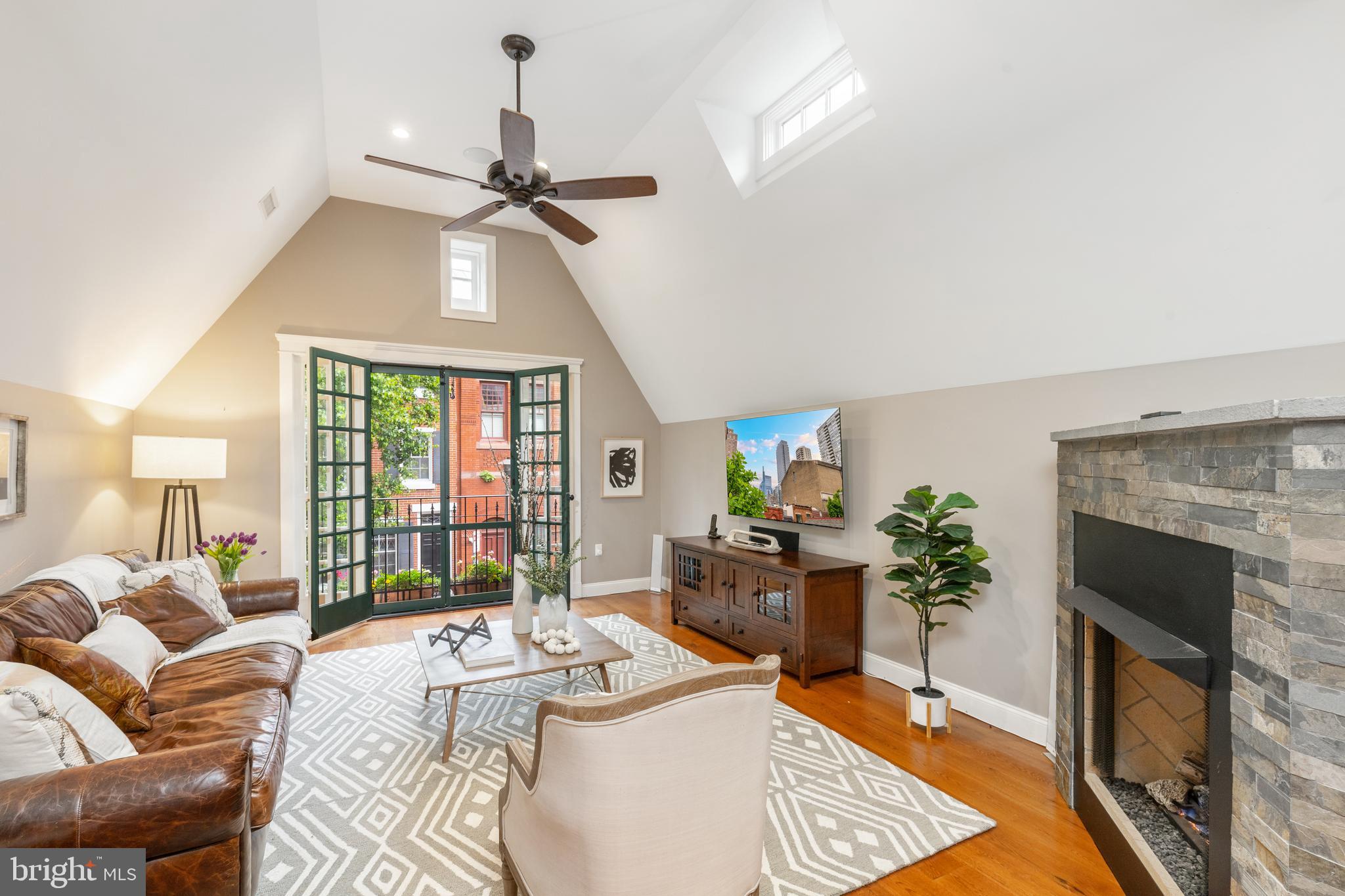 RITTENHOUSE SQUARE - Residential