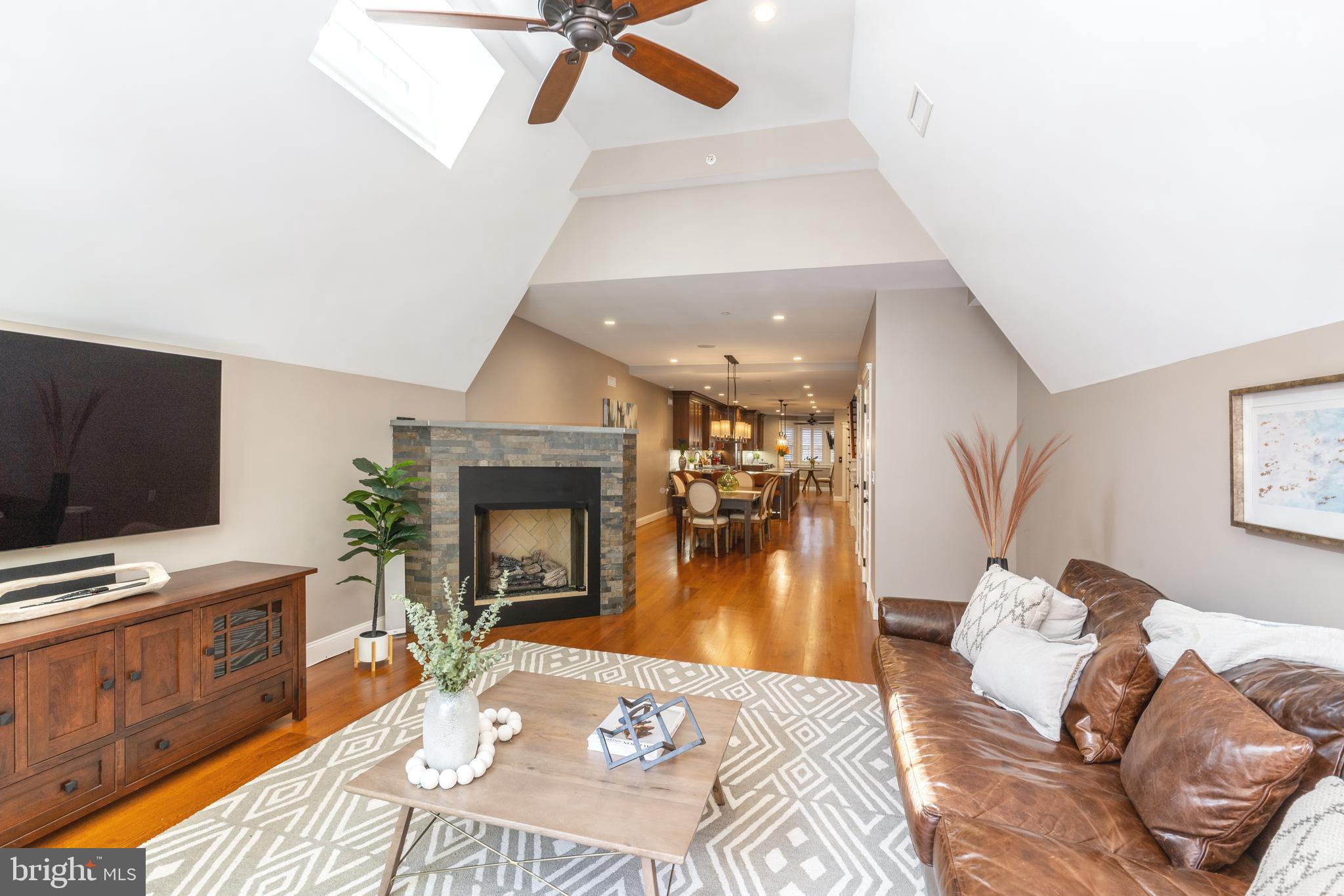 RITTENHOUSE SQUARE - Residential