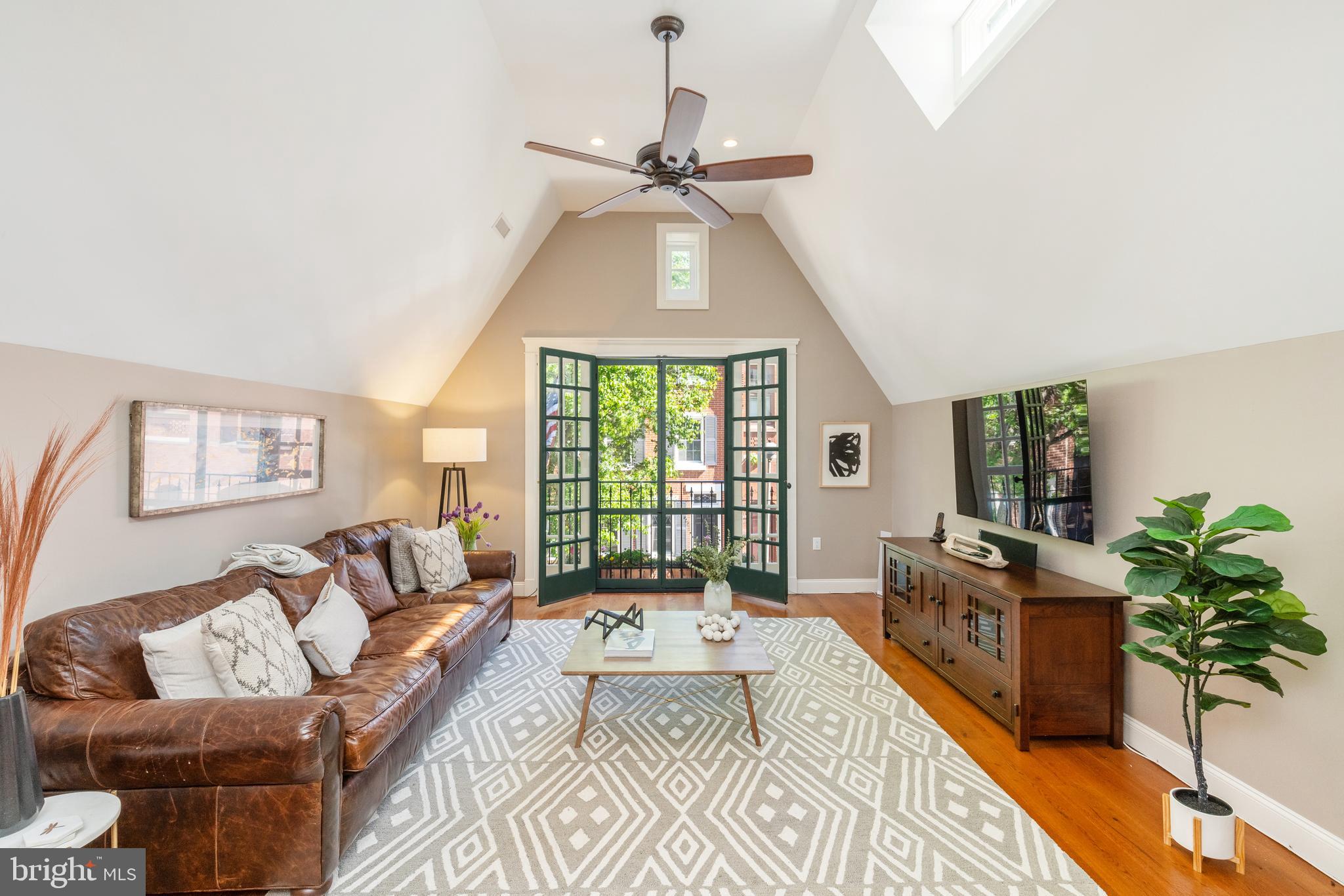 RITTENHOUSE SQUARE - Residential