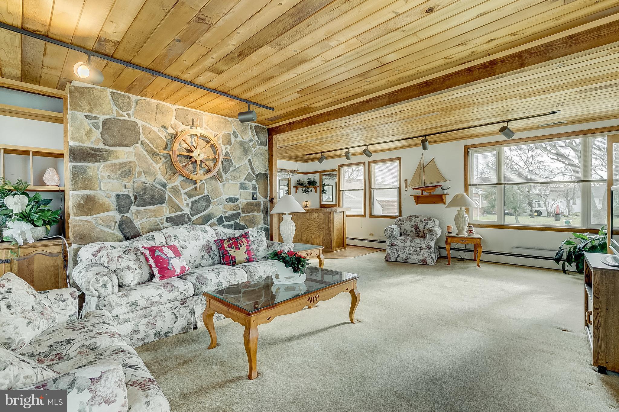 BOWLEYS QUARTERS - Residential