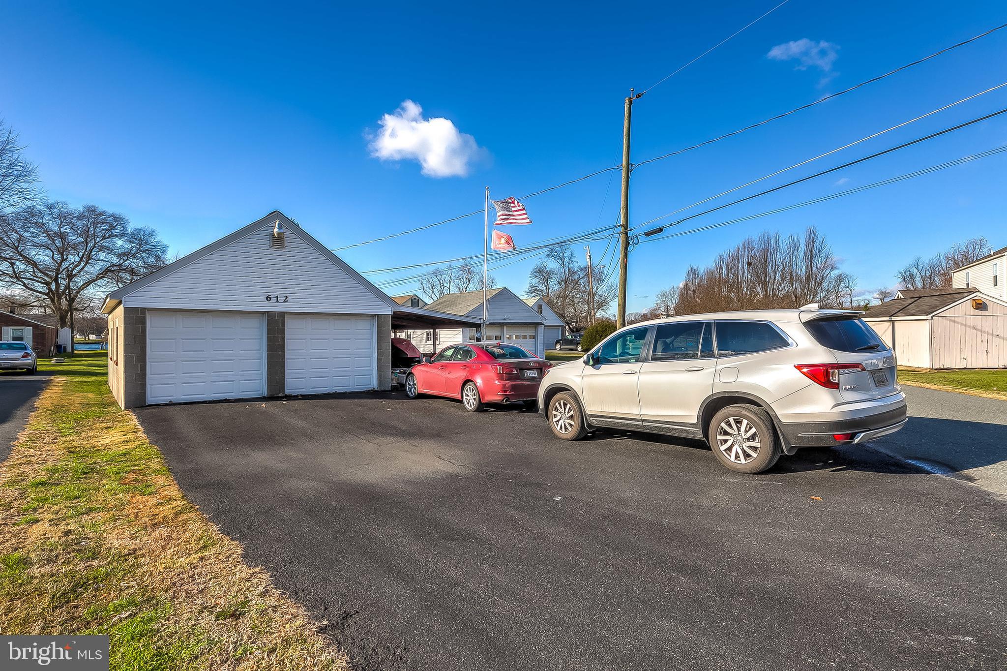 BOWLEYS QUARTERS - Residential