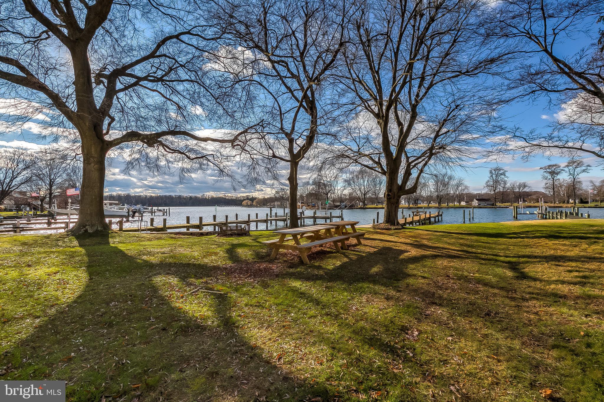 BOWLEYS QUARTERS - Residential