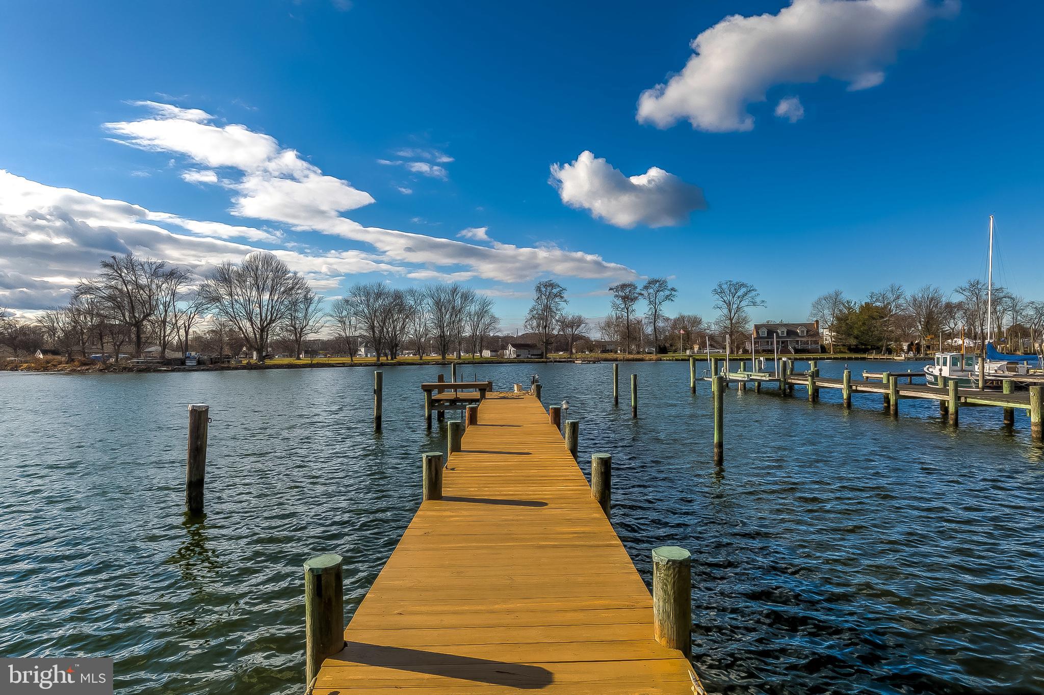 BOWLEYS QUARTERS - Residential