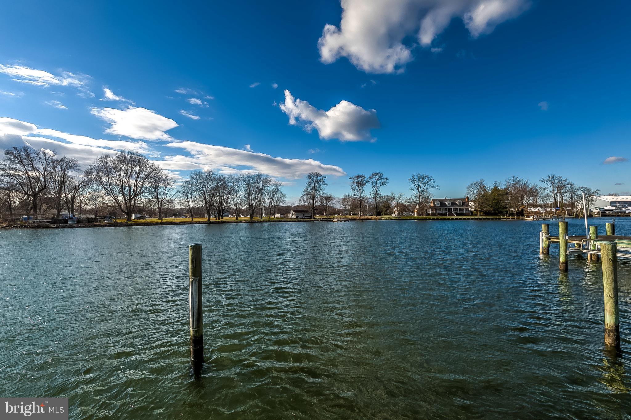 BOWLEYS QUARTERS - Residential