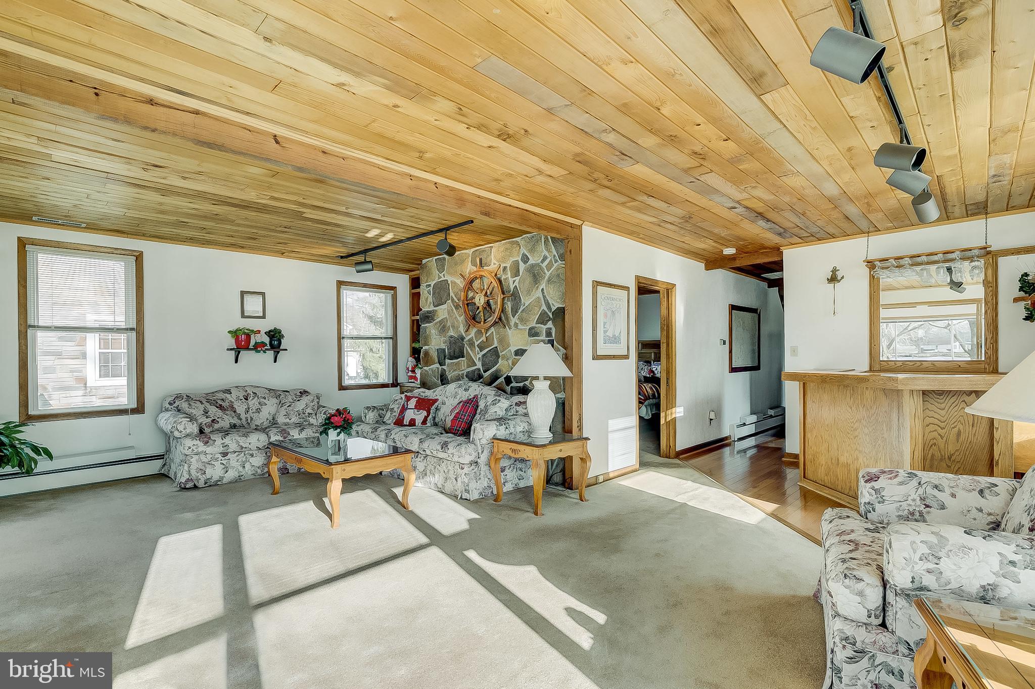 BOWLEYS QUARTERS - Residential