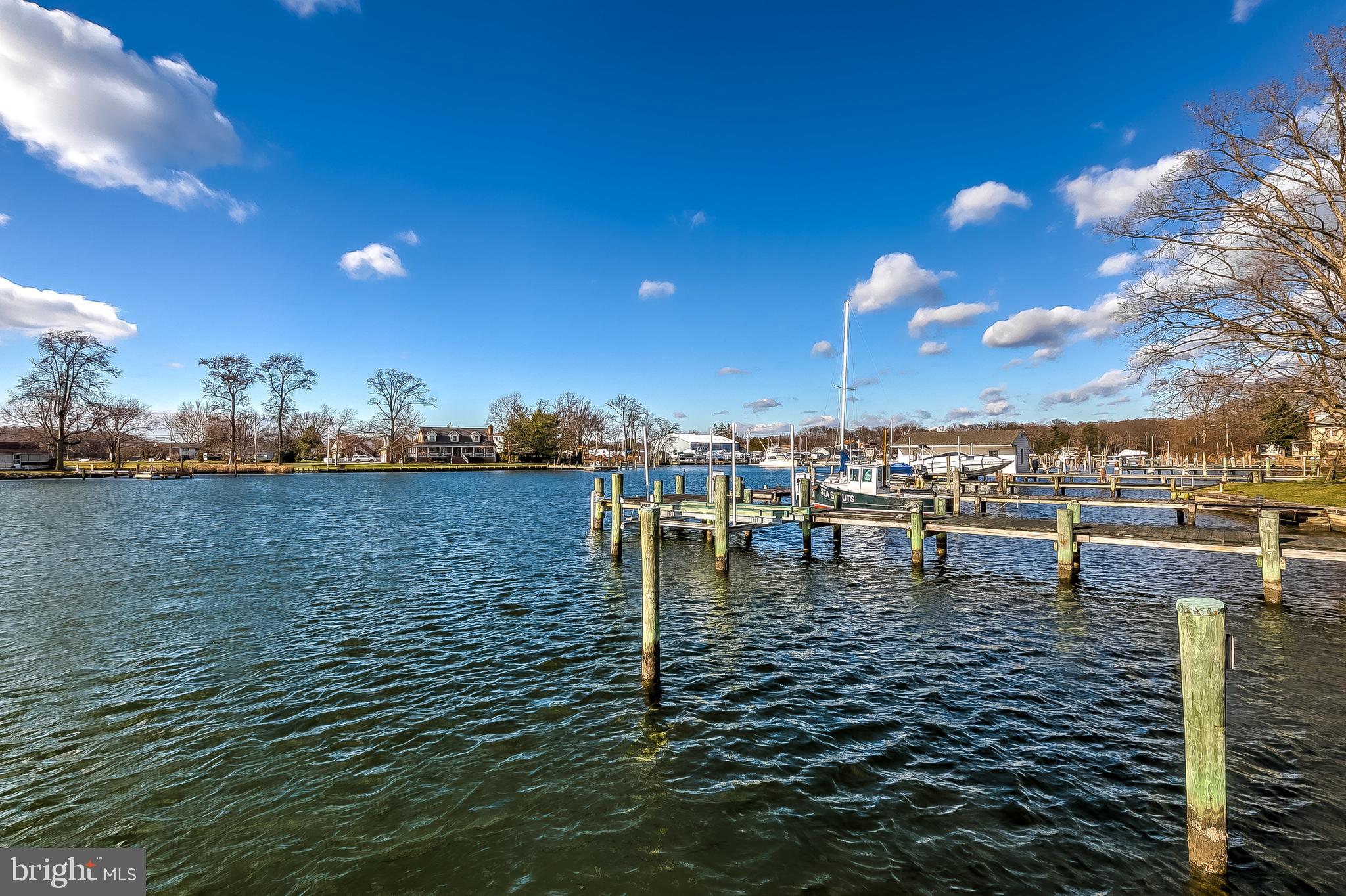 BOWLEYS QUARTERS - Residential