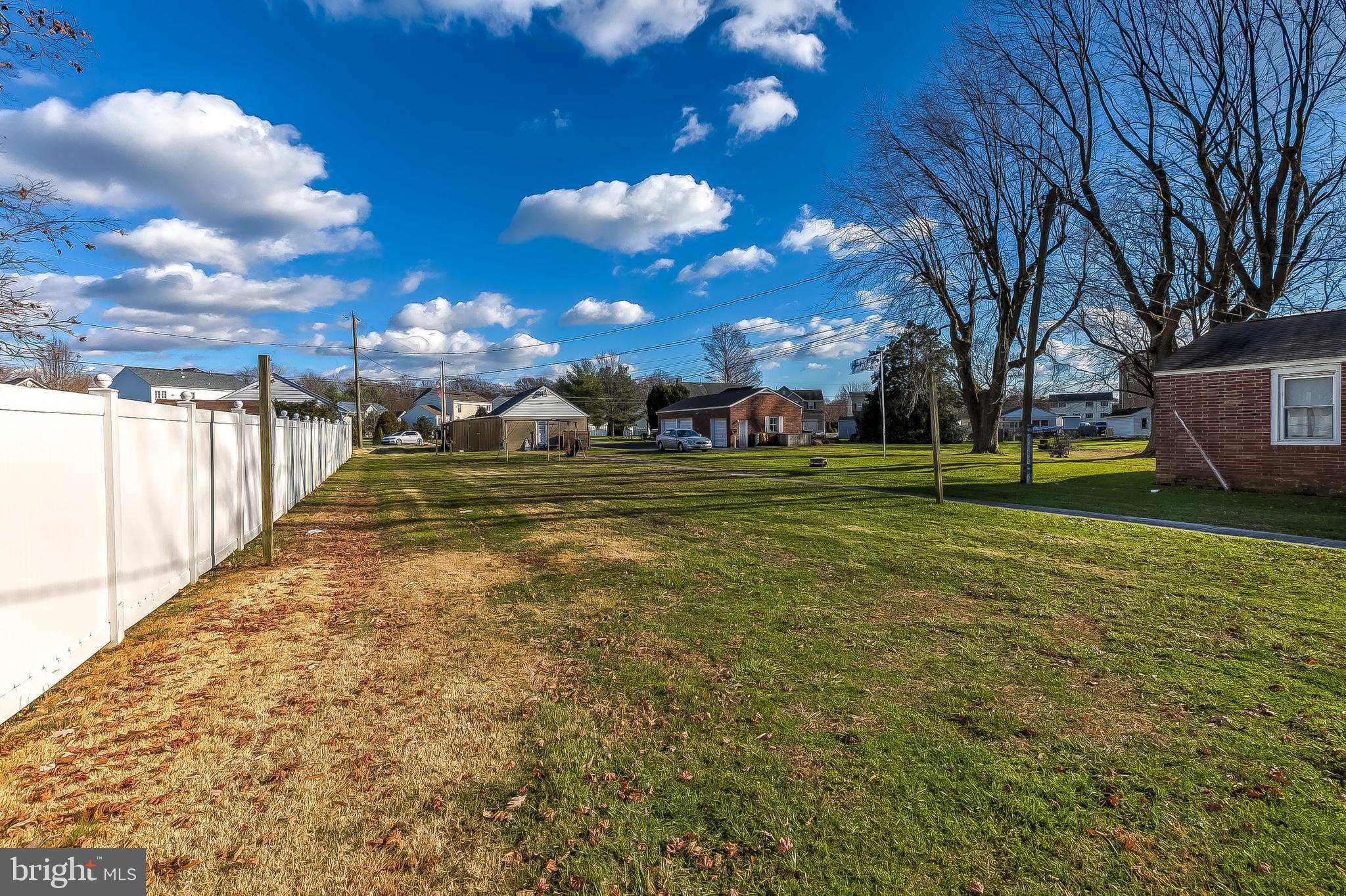 BOWLEYS QUARTERS - Residential