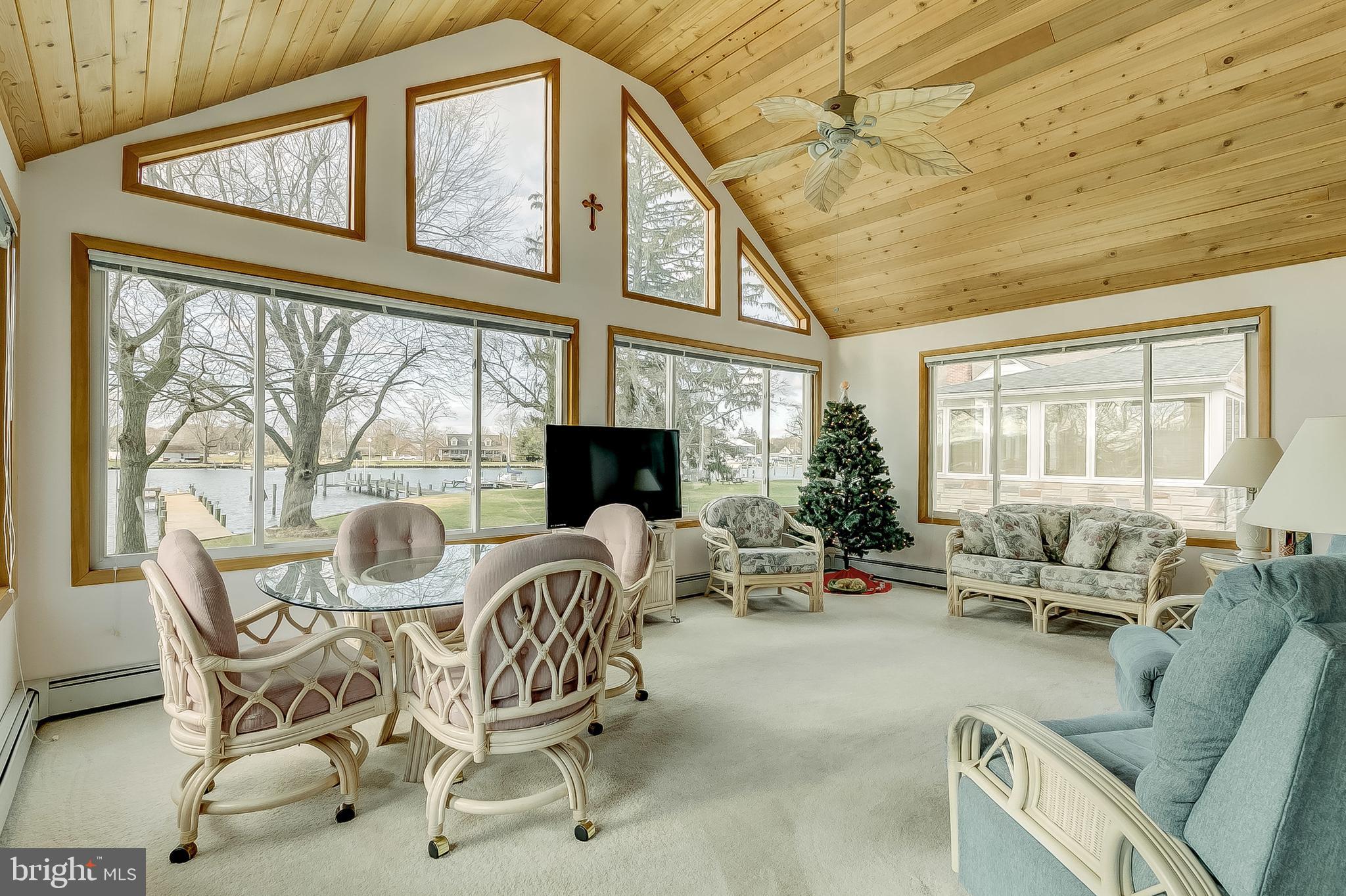 BOWLEYS QUARTERS - Residential