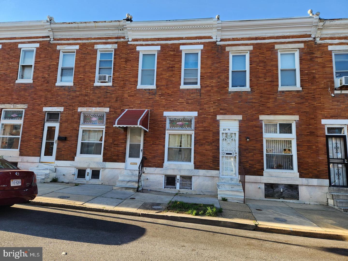Situated in the Penrose neighborhood, this two-story townhouse offers easy access to essential amenities and strong investment potential. The property is tenant-occupied, making it an ideal opportunity for investors seeking steady rental income.
Conveniently located near Grace Medical Center, Westside Shopping Center, and Mt. Clare Junction, residents enjoy access to healthcare, shopping, and dining. The West Baltimore MARC Station is just minutes away, providing commuter-friendly transportation options. Additionally, the Franklin-Mulberry Expressway ensures a quick and seamless connection to downtown Baltimore and surrounding areas.
The seller's preferred title company is CLA Title and Escrow
Preferred Lender is Hannah Katz
