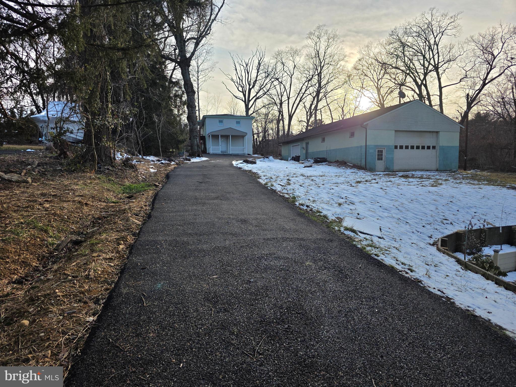 DARRYL GARDENS - Residential