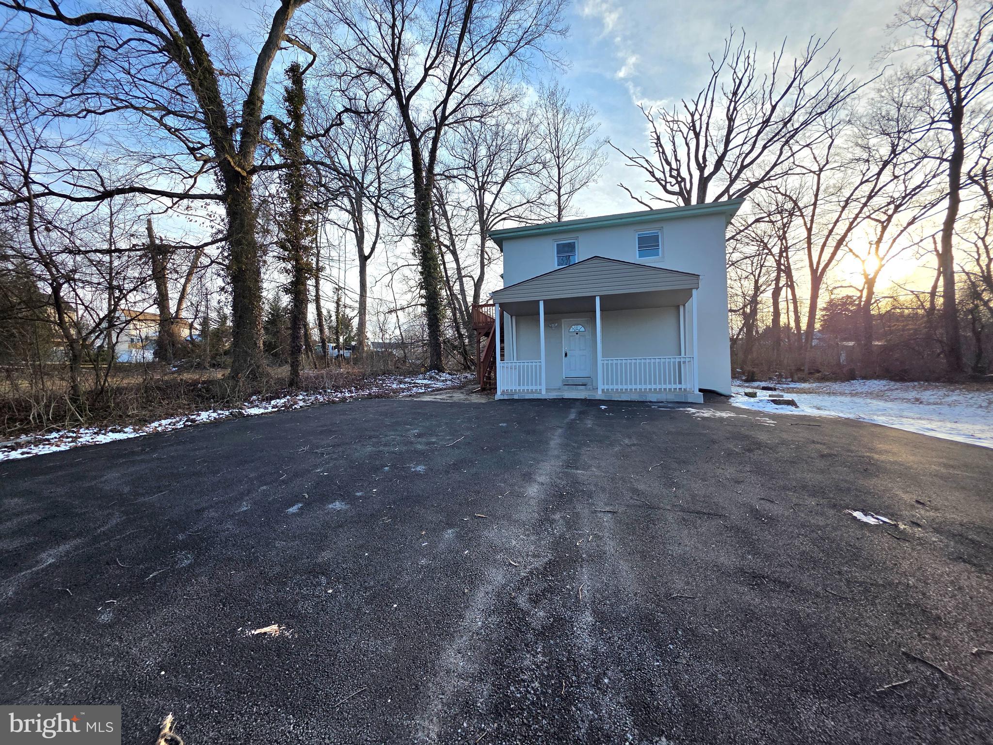 DARRYL GARDENS - Residential