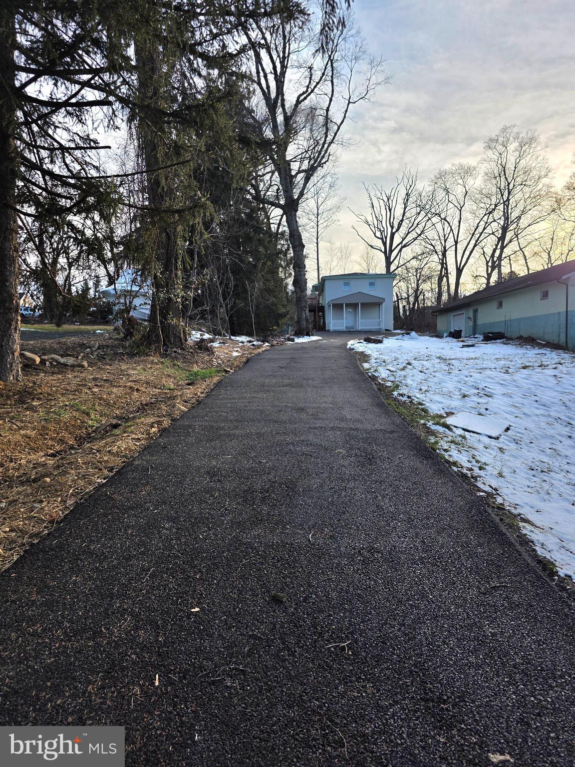 DARRYL GARDENS - Residential