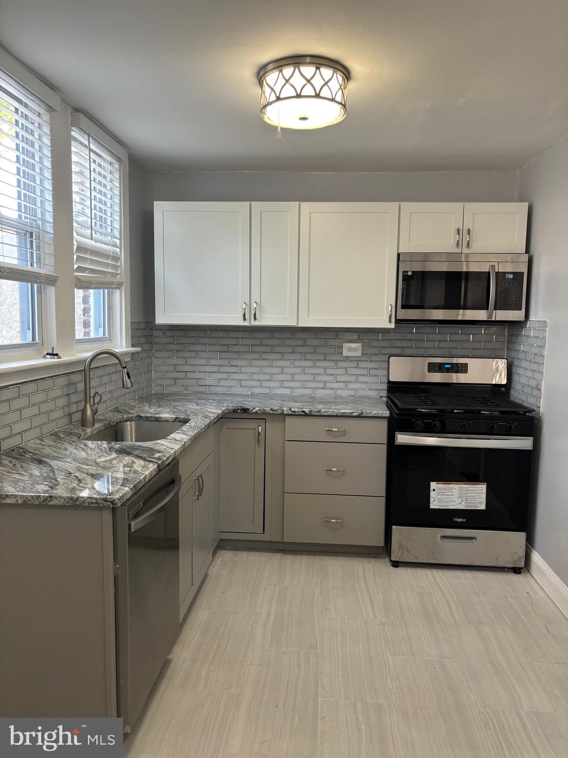 YEADON - Residential