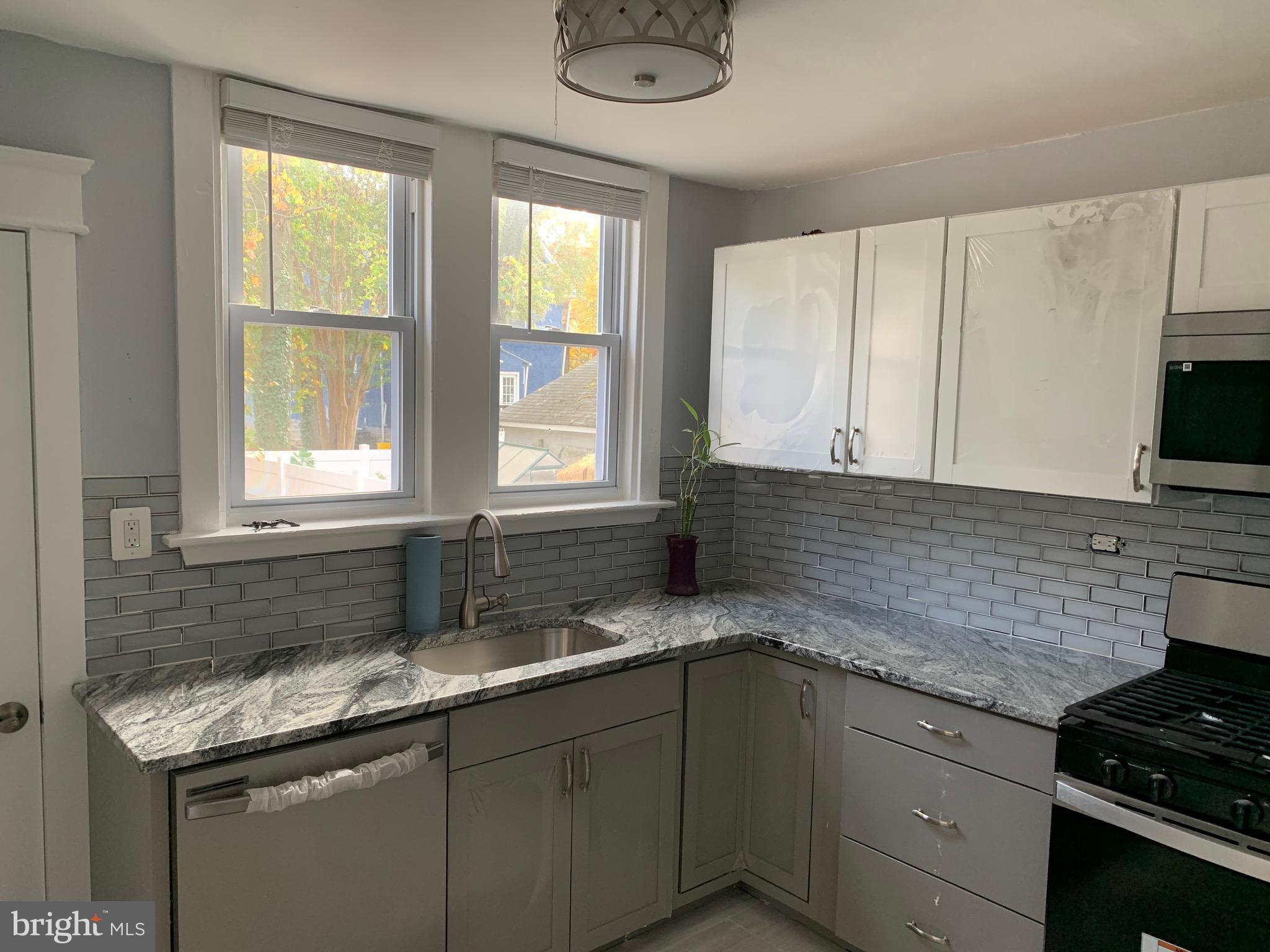 YEADON - Residential