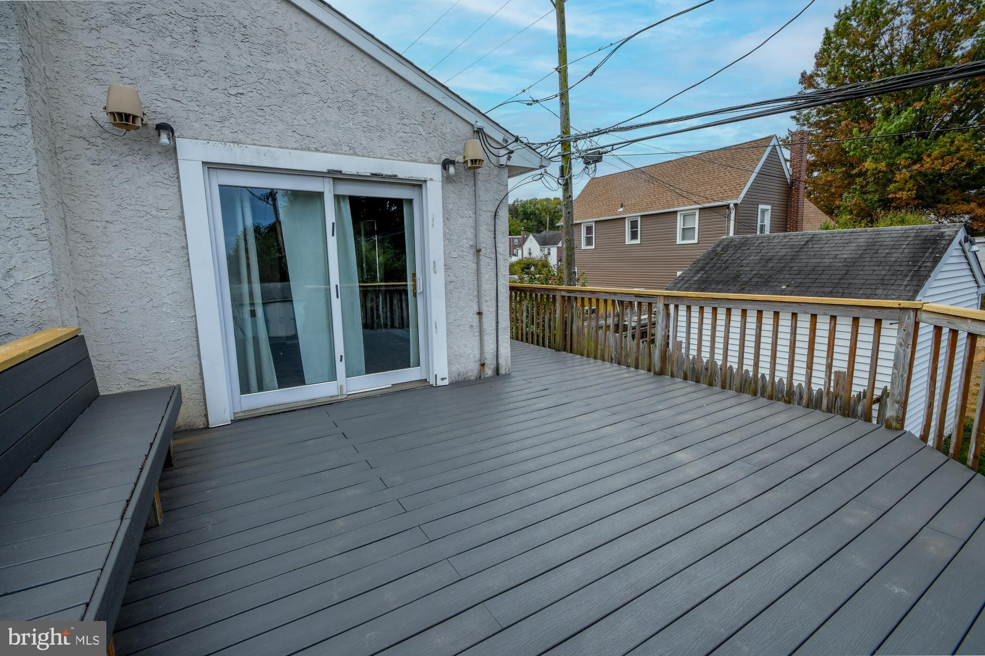 ROSLYN - Residential