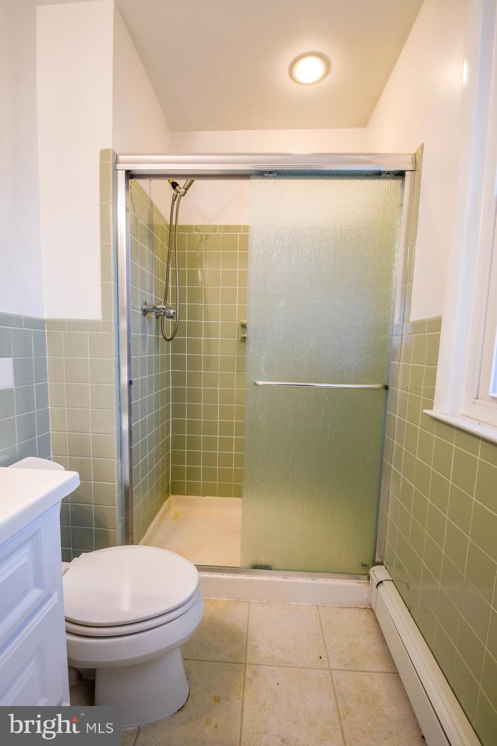 ROSLYN - Residential