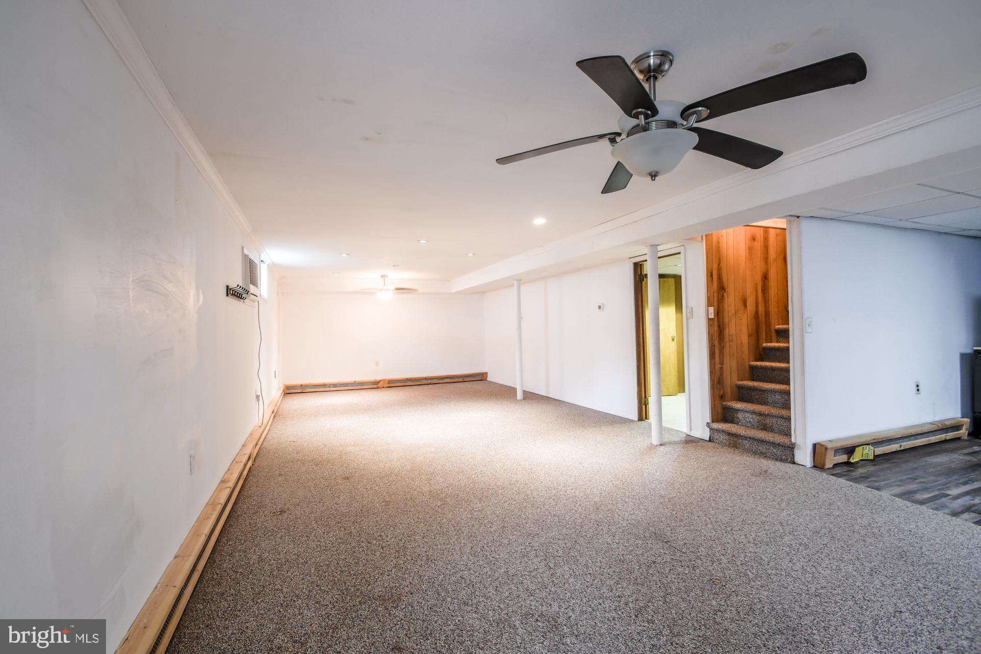 ROSLYN - Residential