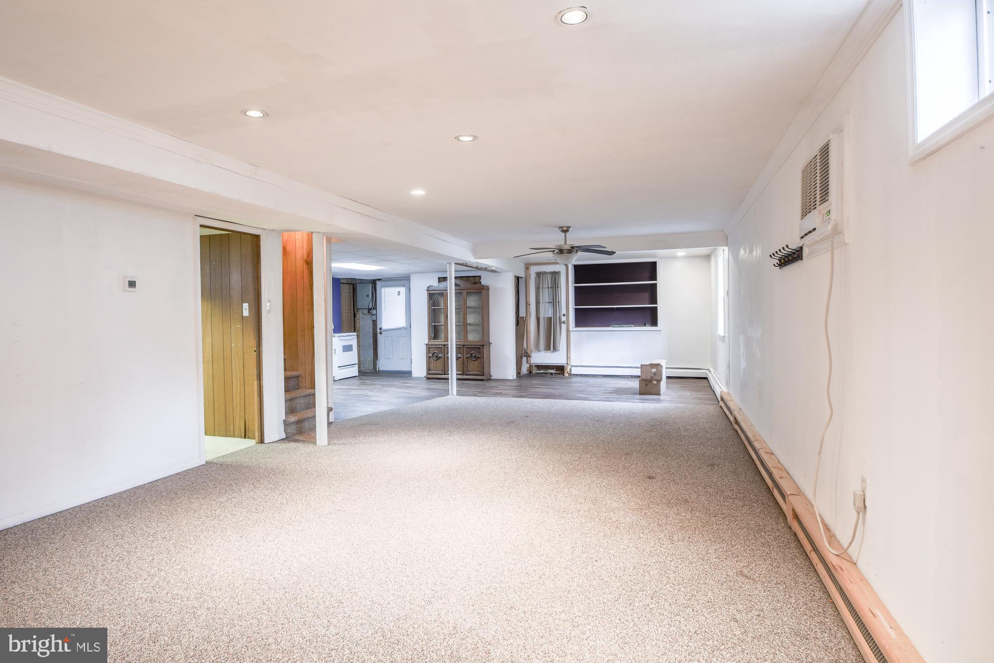 ROSLYN - Residential