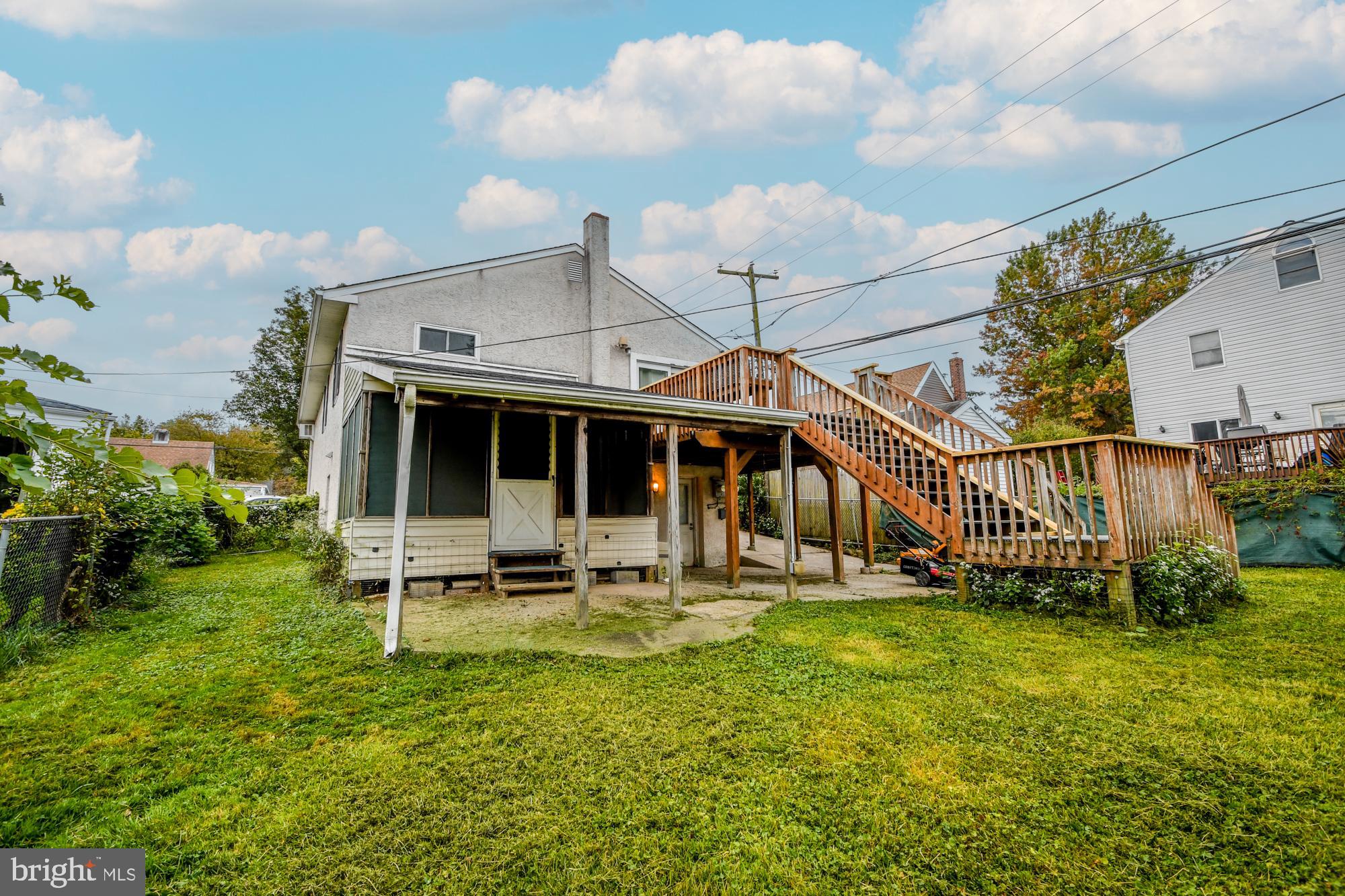 ROSLYN - Residential